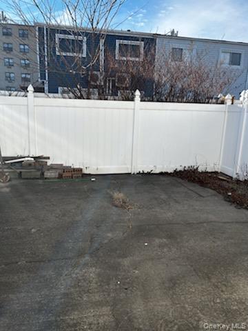 #2 photo, 355 Beach 47th Street, 皇后区 Far Rockaway , NY 11691
