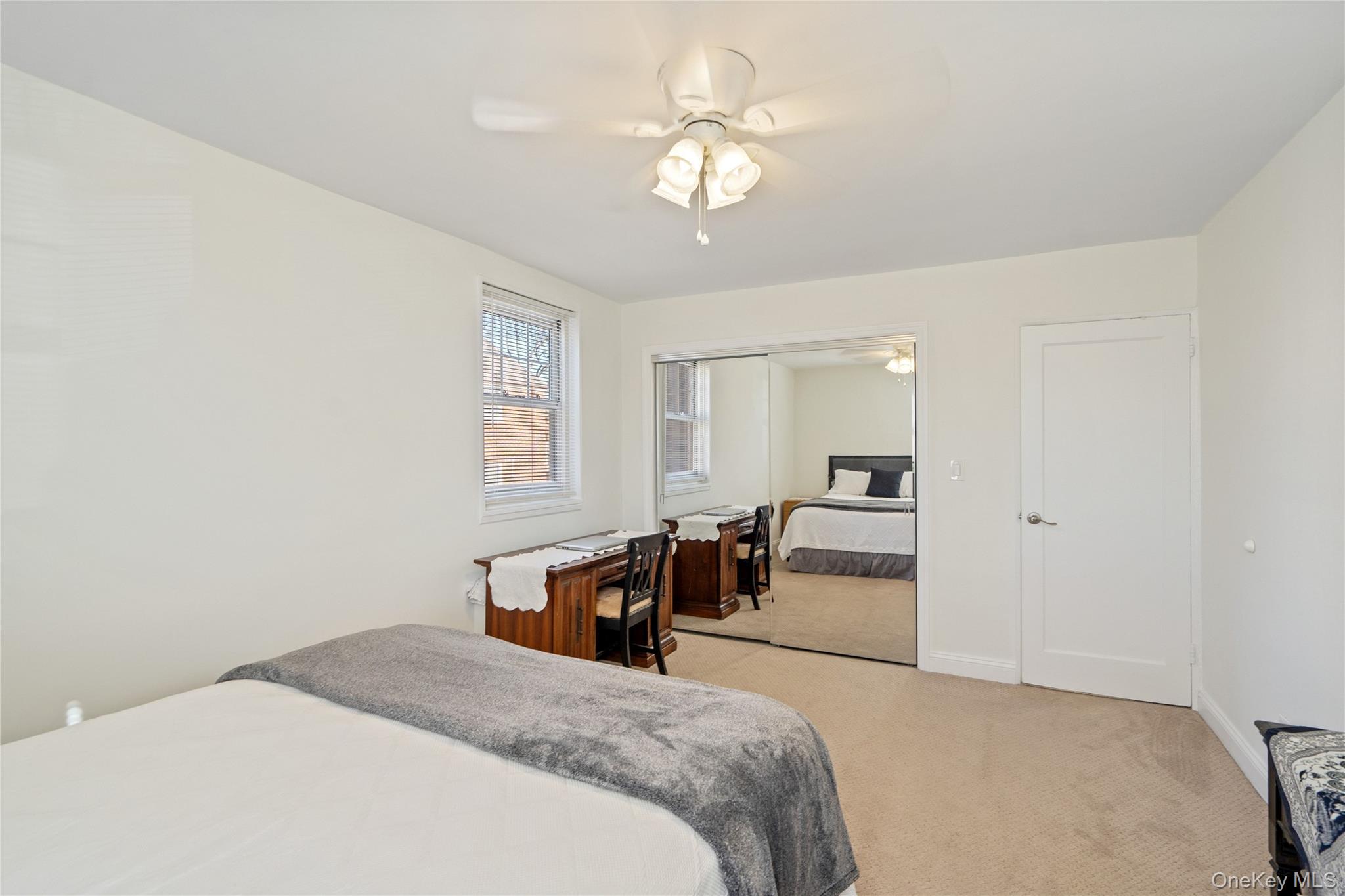 #18 photo, 63-09 252nd Street, 皇后区 Little Neck , NY 11362