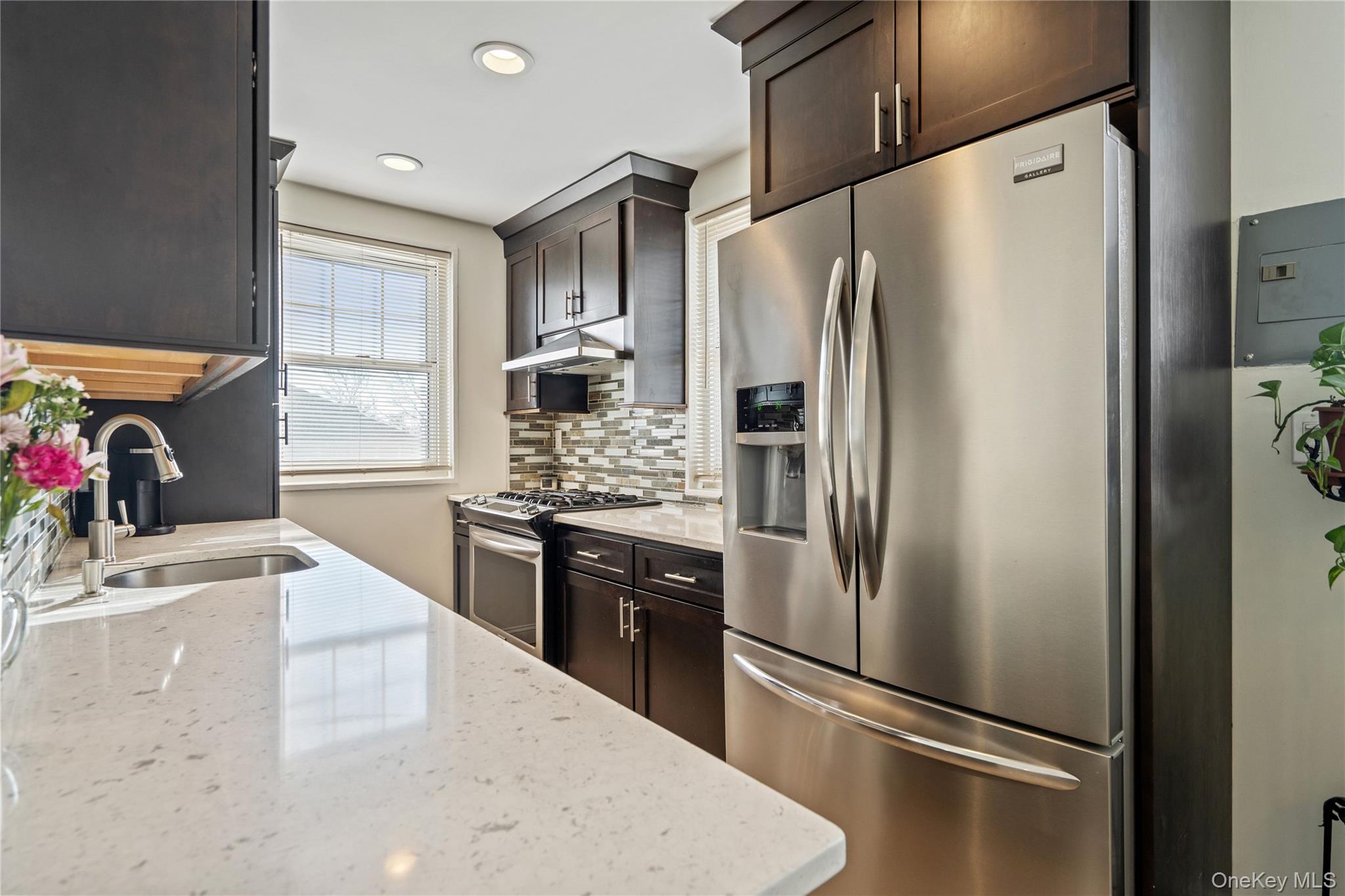 #5 photo, 63-09 252nd Street, 皇后区 Little Neck , NY 11362