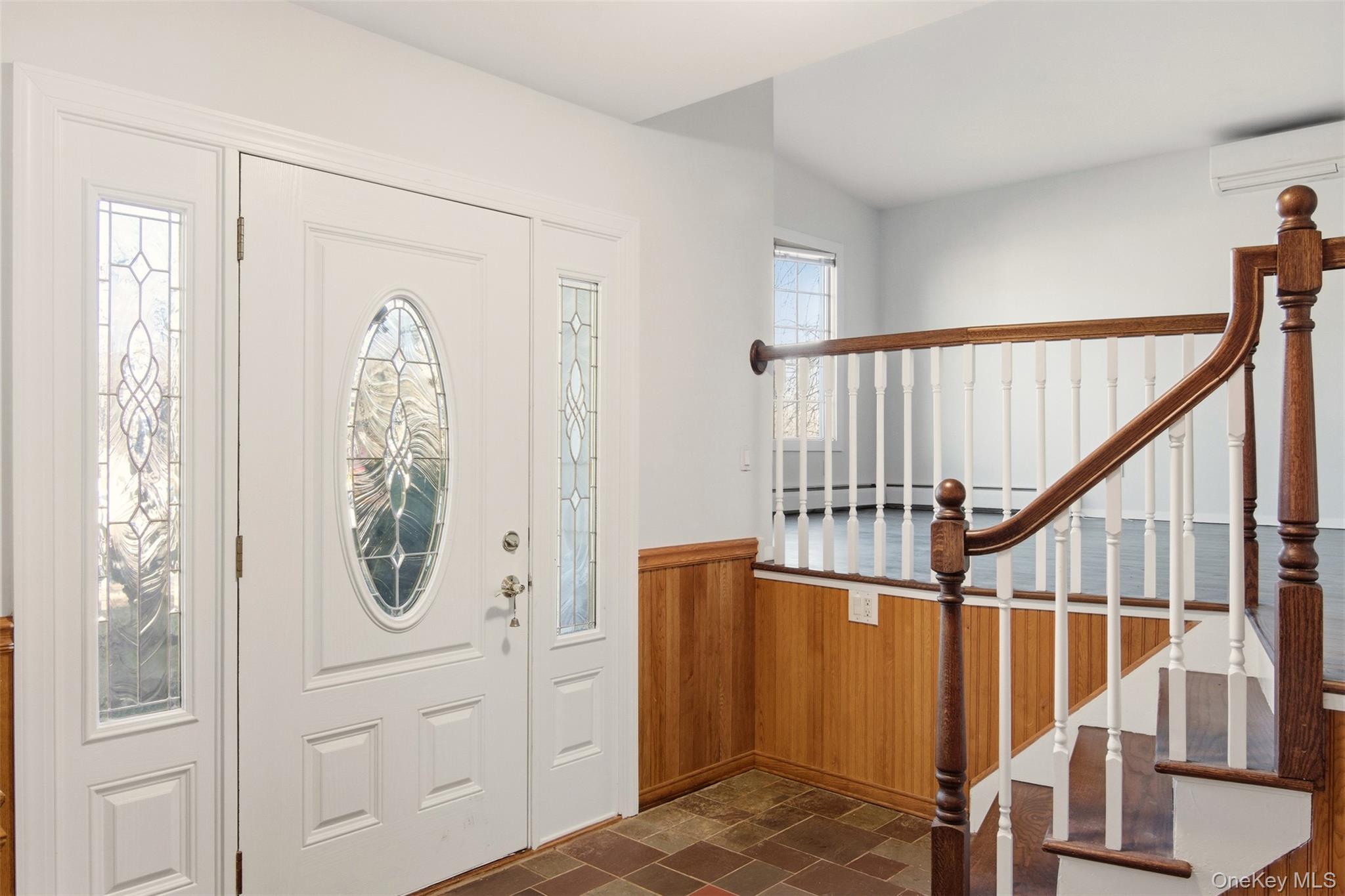 #3 photo, 111 Schneider Lane, מחוז סאפוק Hauppauge , NY 11788