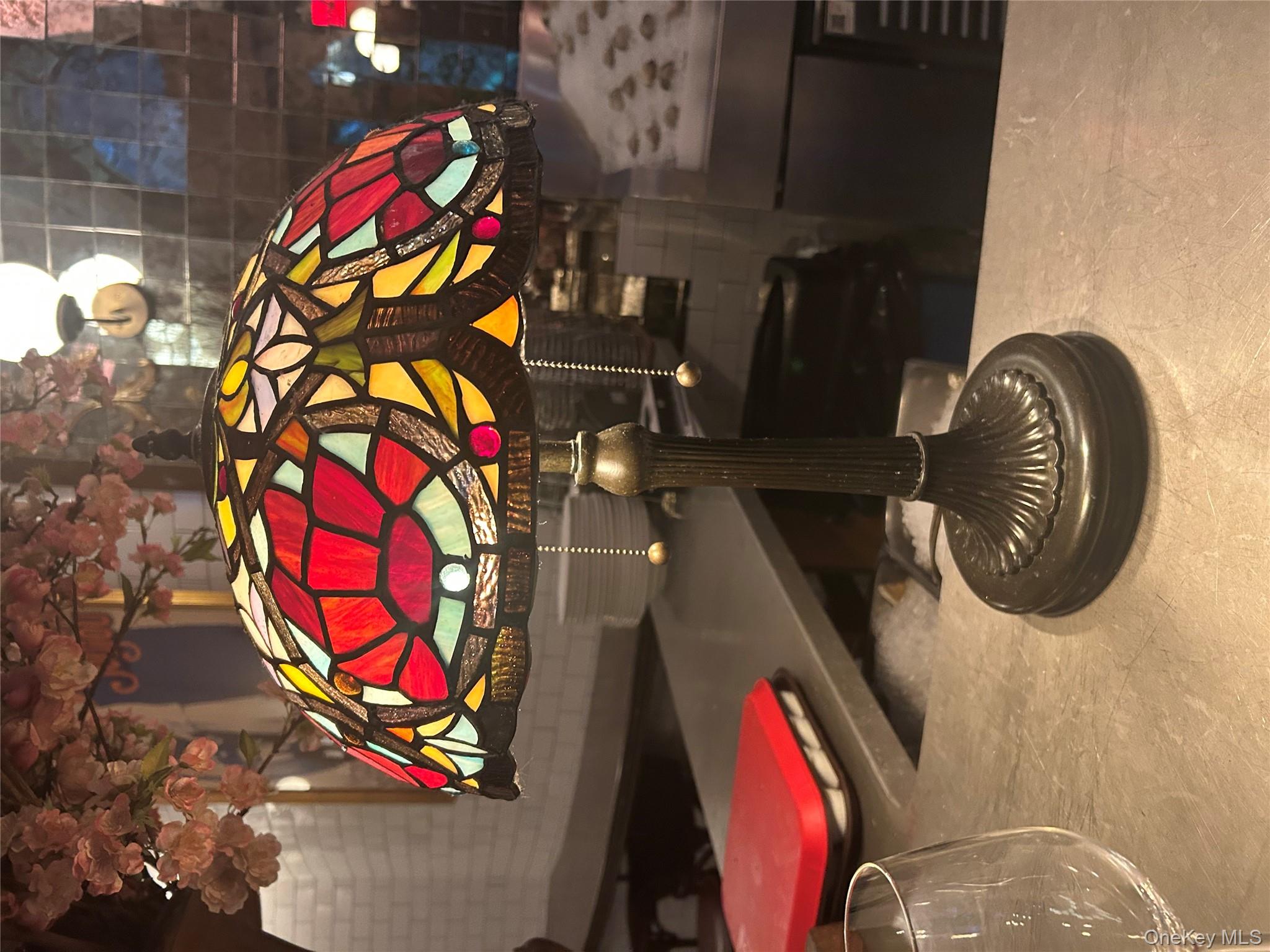 #7 photo, 527 Willow Street, South Hempstead , NY 11550