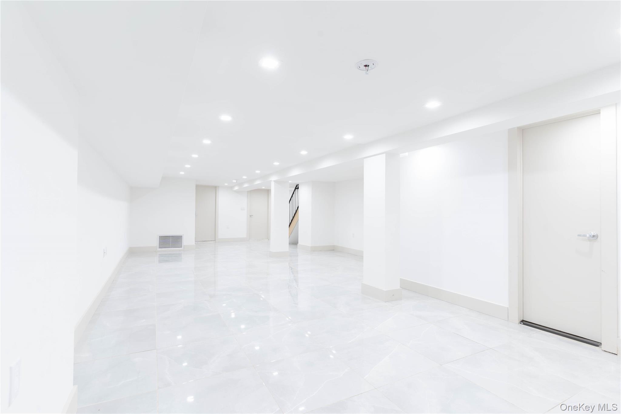 #18 photo, 282 E 38th Street, Brooklyn , NY 11203