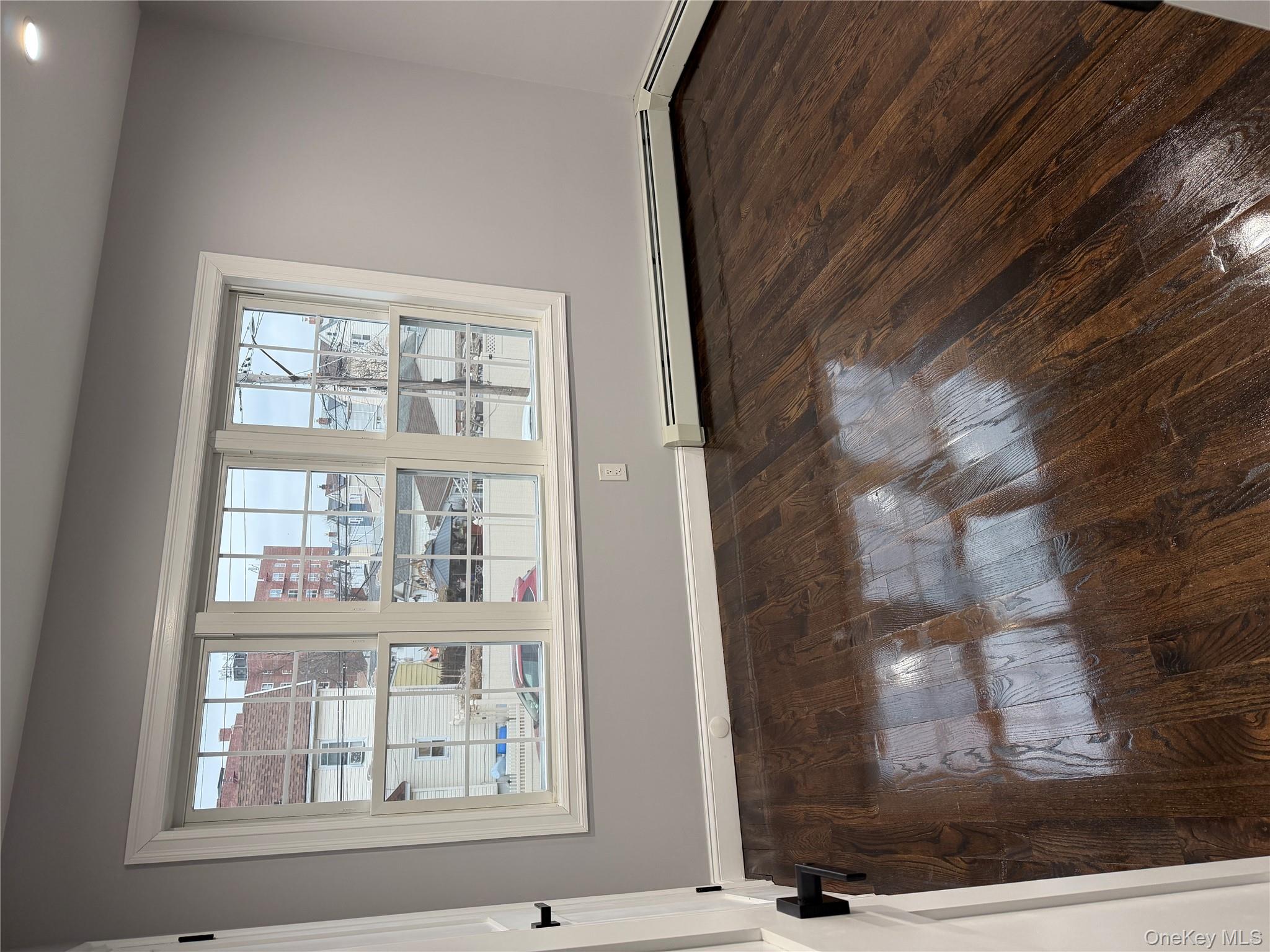 #10 photo, 22404 95th Avenue, 皇后区 Queens Village , NY 11429