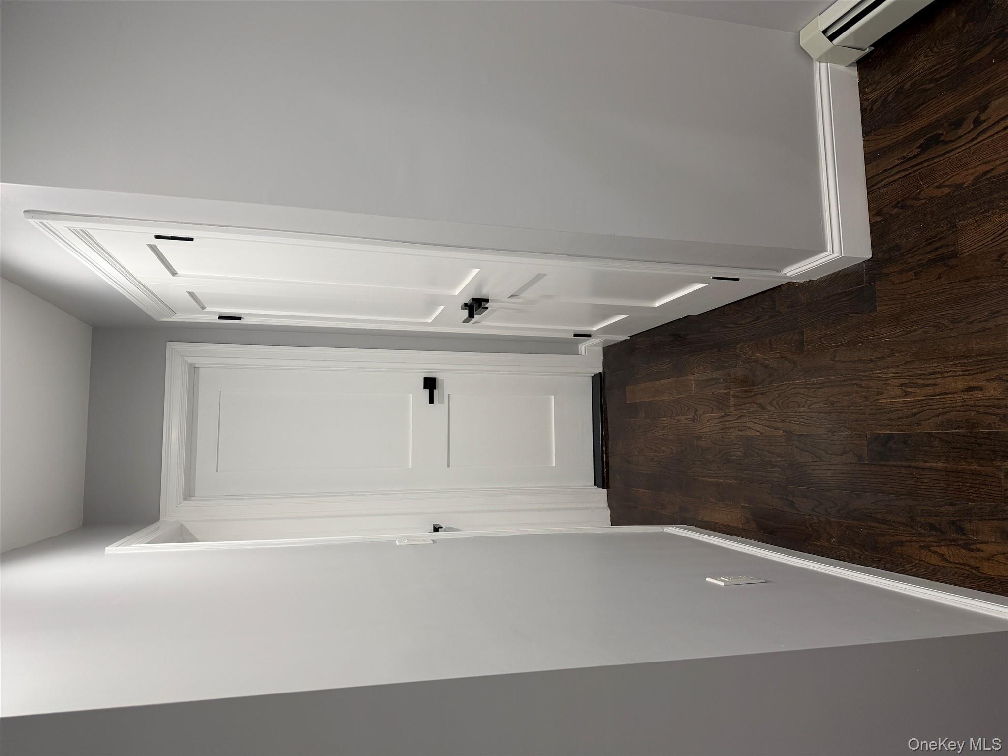 #11 photo, 22404 95th Avenue, 皇后区 Queens Village , NY 11429