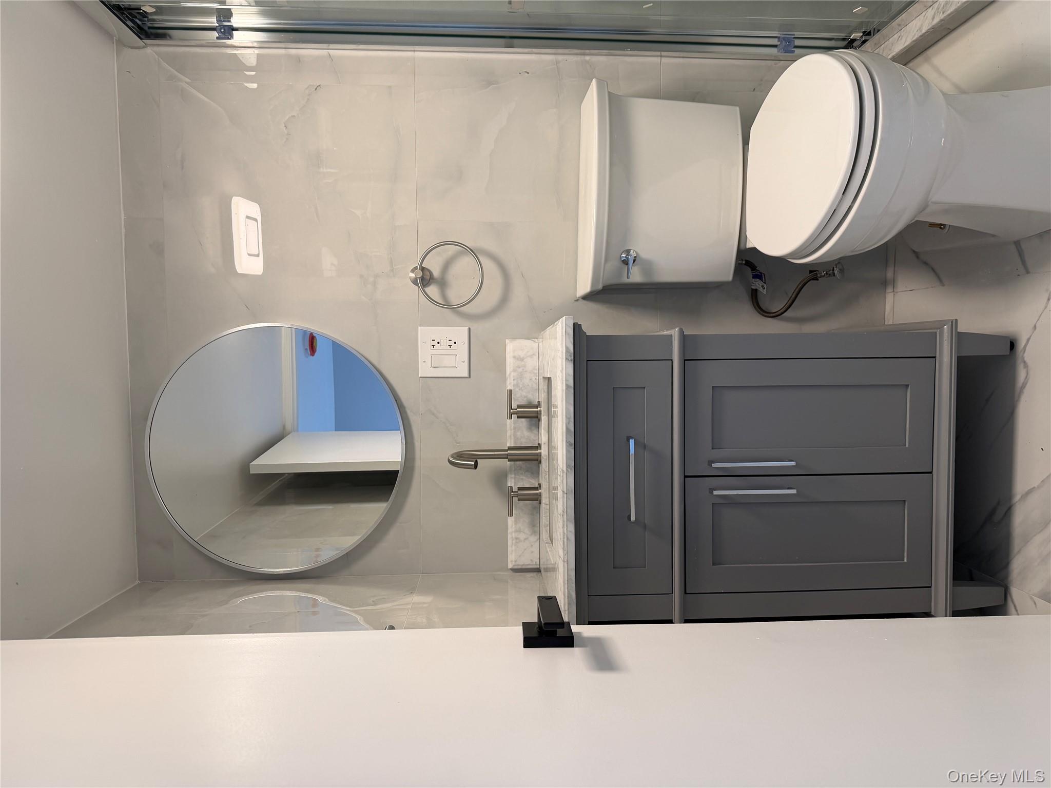 #13 photo, 22404 95th Avenue, 皇后区 Queens Village , NY 11429