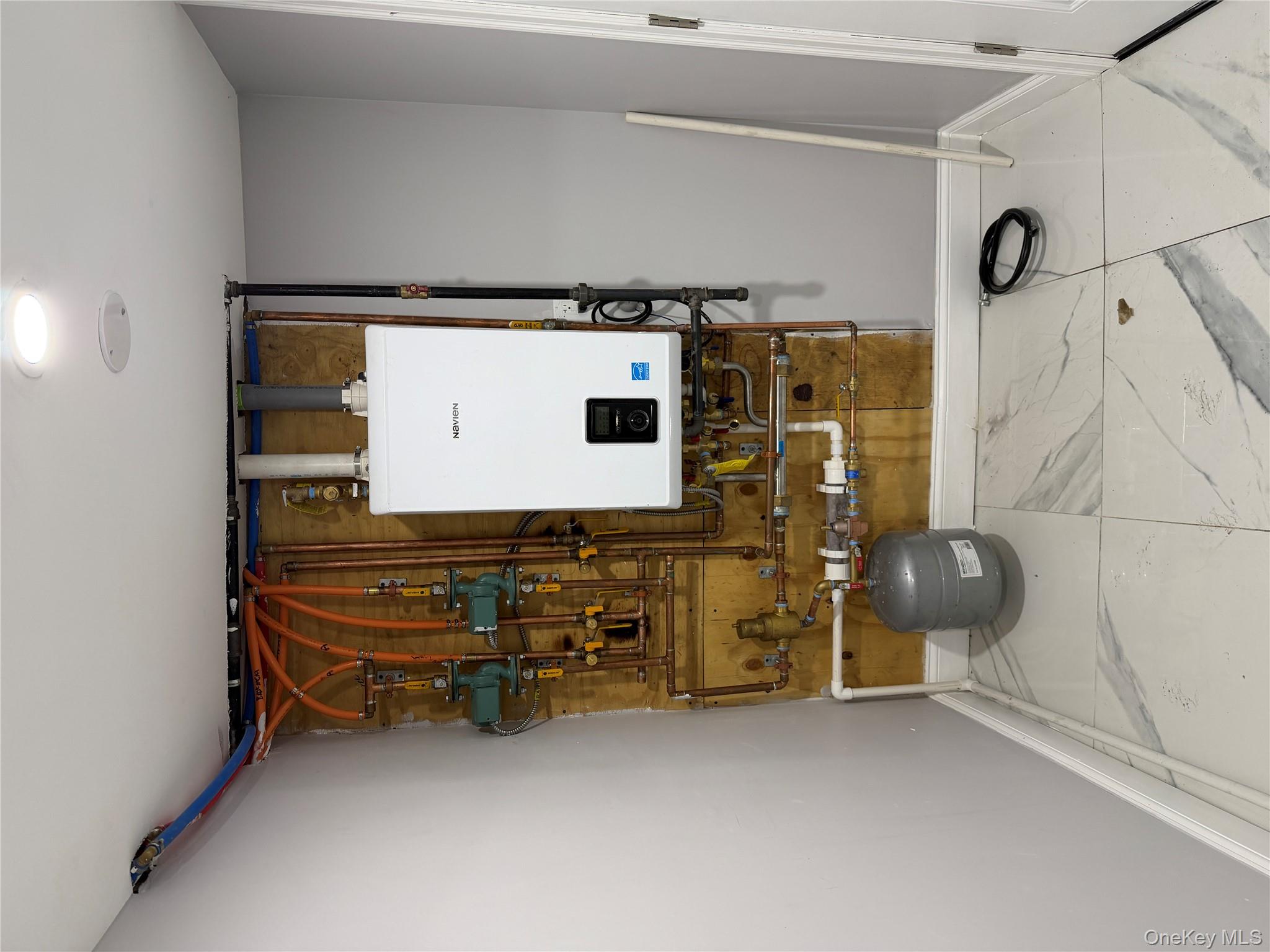 #15 photo, 22404 95th Avenue, 皇后区 Queens Village , NY 11429