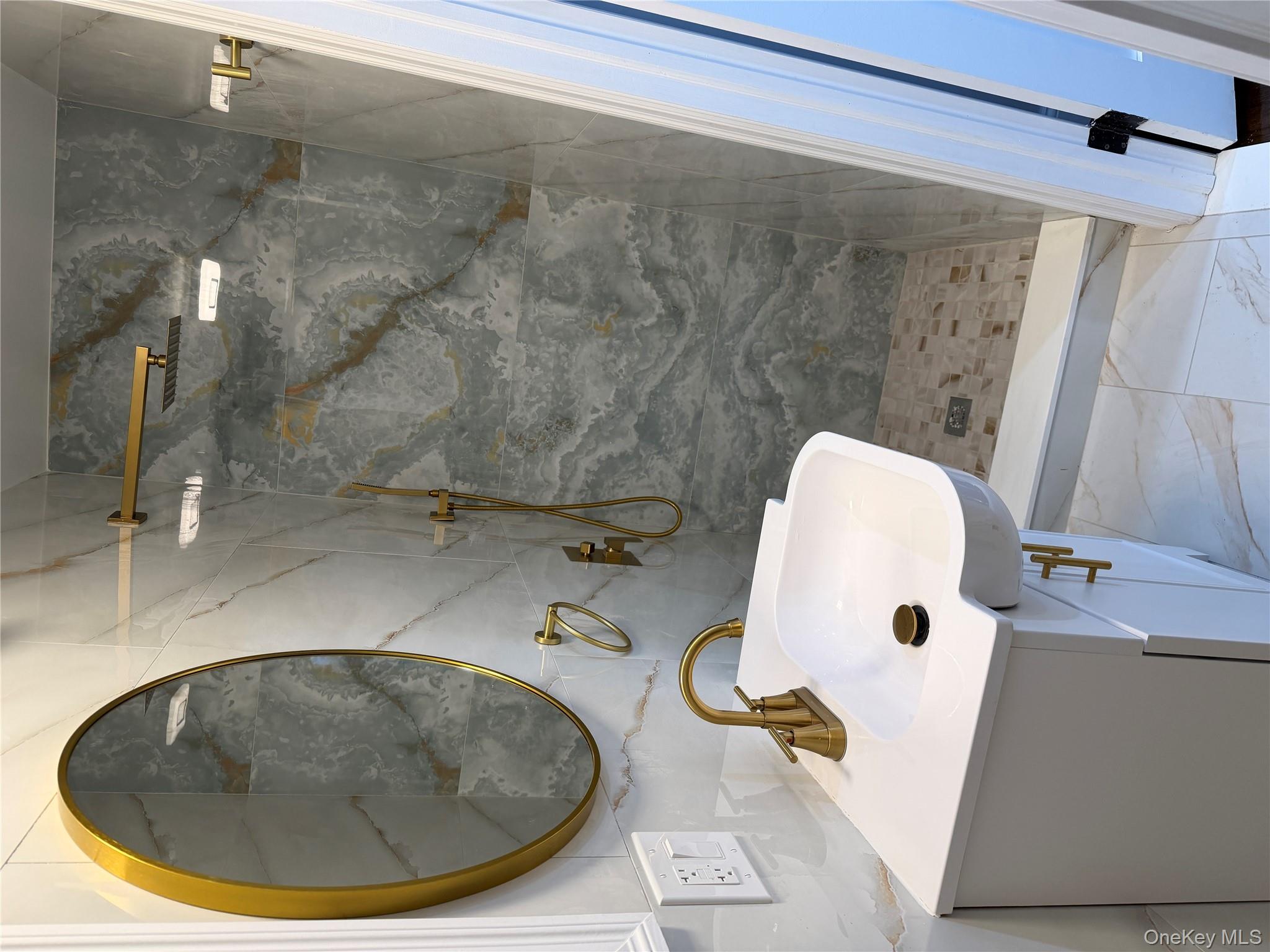 #6 photo, 22404 95th Avenue, 皇后区 Queens Village , NY 11429