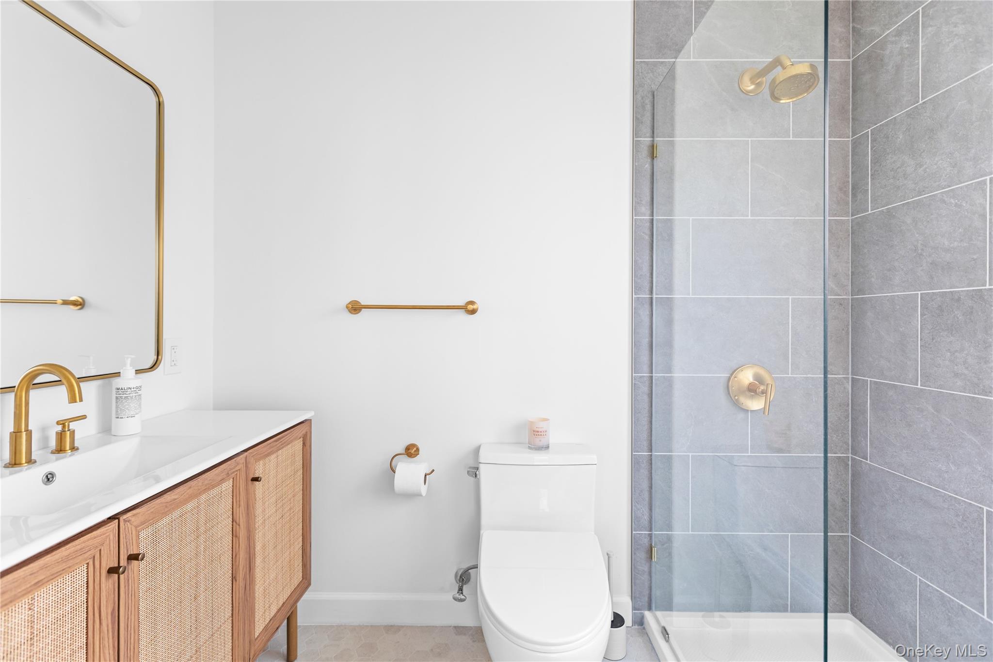 #16 photo, 21 N Howells Point Road, Bellport Village , NY 11713