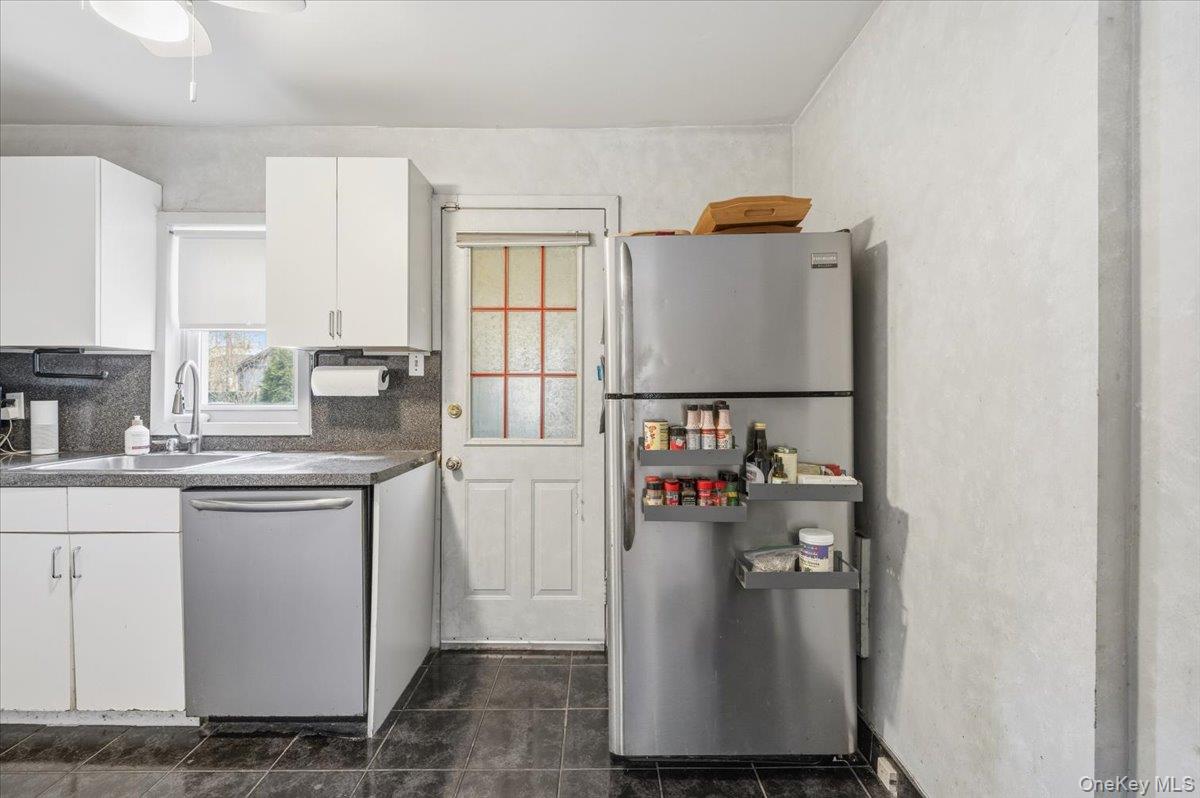 #12 photo, 43-25 218th Street, Bayside , NY 11361