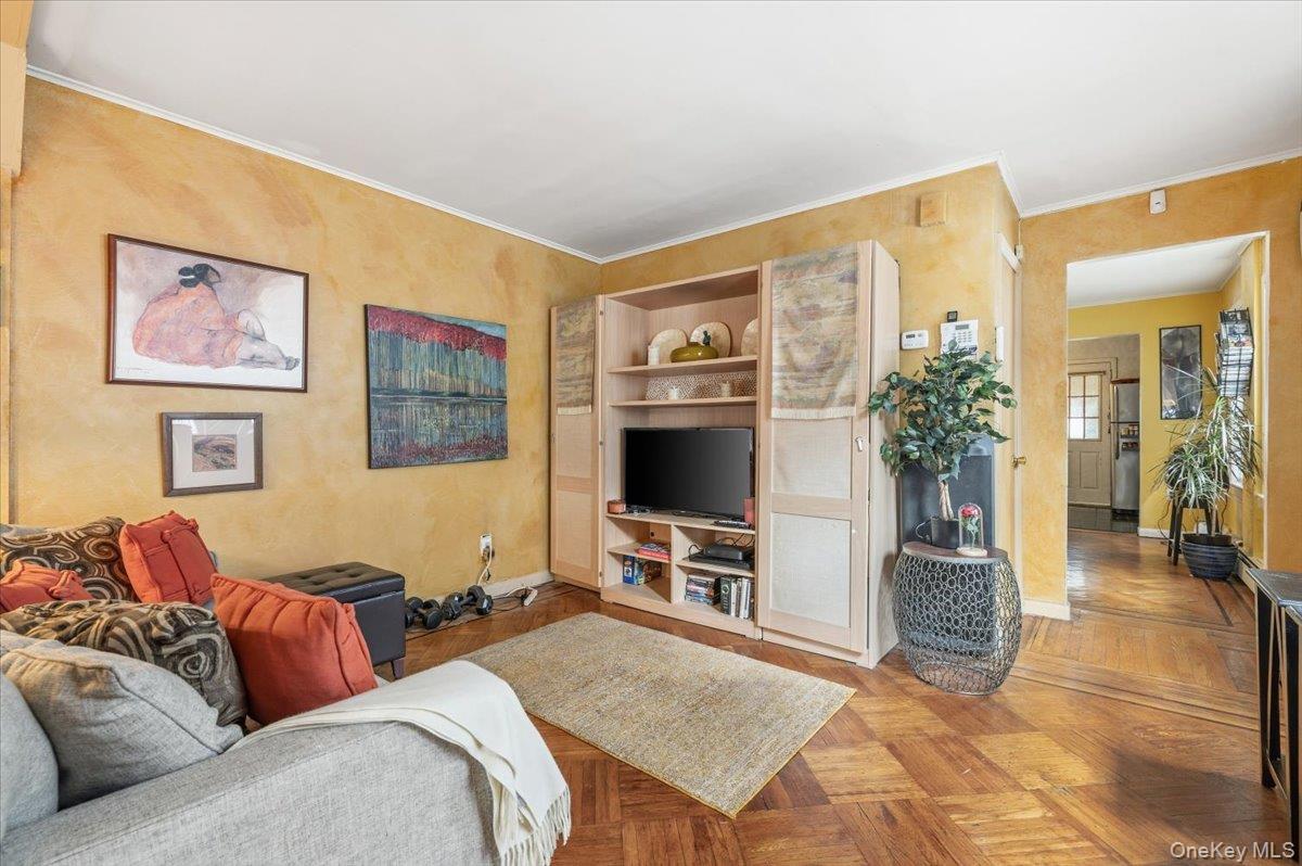 #3 photo, 43-25 218th Street, Bayside , NY 11361