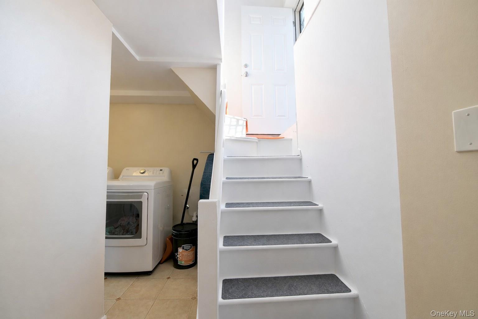 #5 photo, 6701 Eliot Avenue, Middle Village , NY 11379