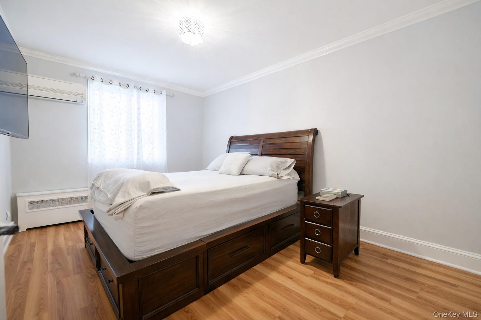 #6 photo, 6701 Eliot Avenue, Middle Village , NY 11379