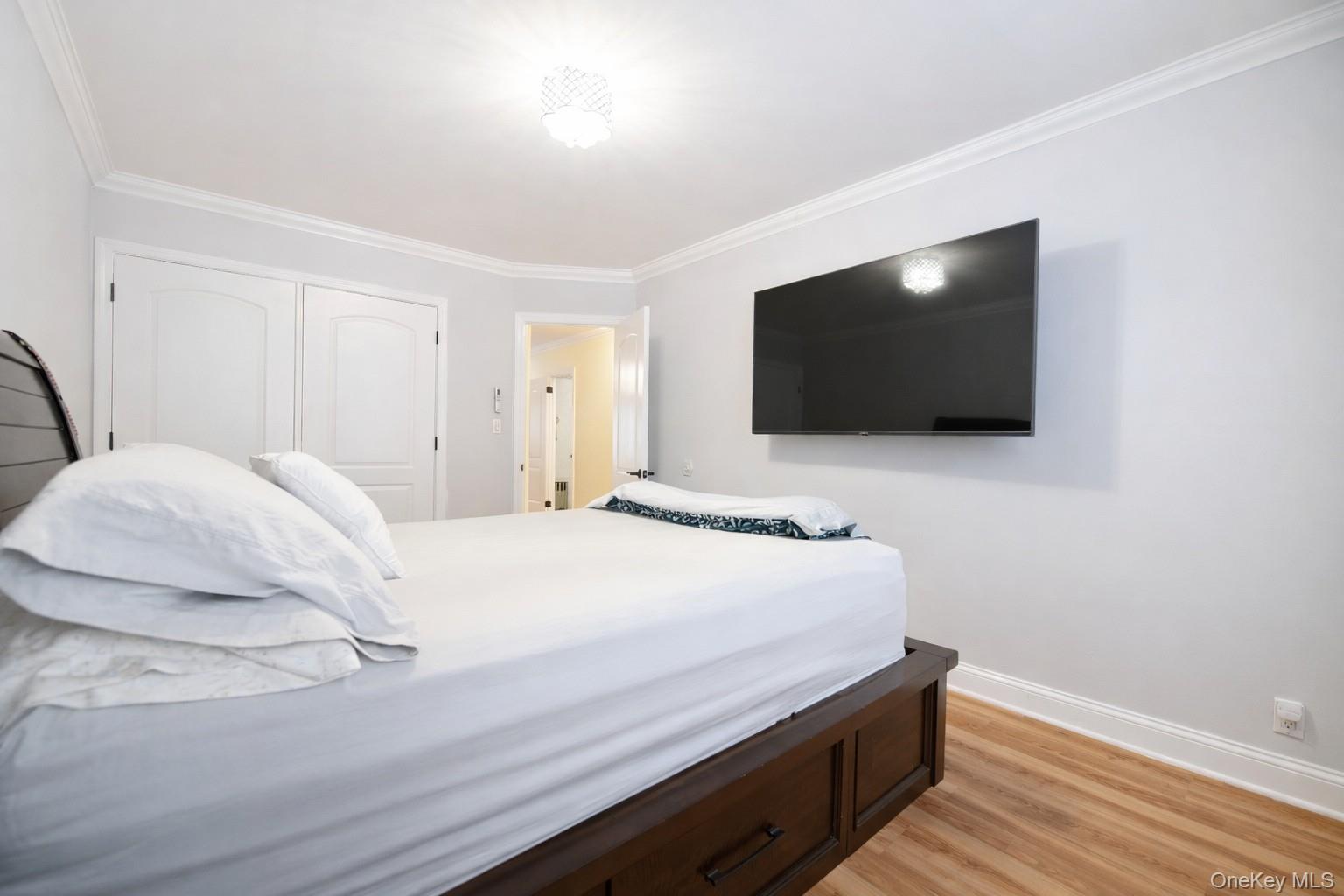 #7 photo, 6701 Eliot Avenue, Middle Village , NY 11379