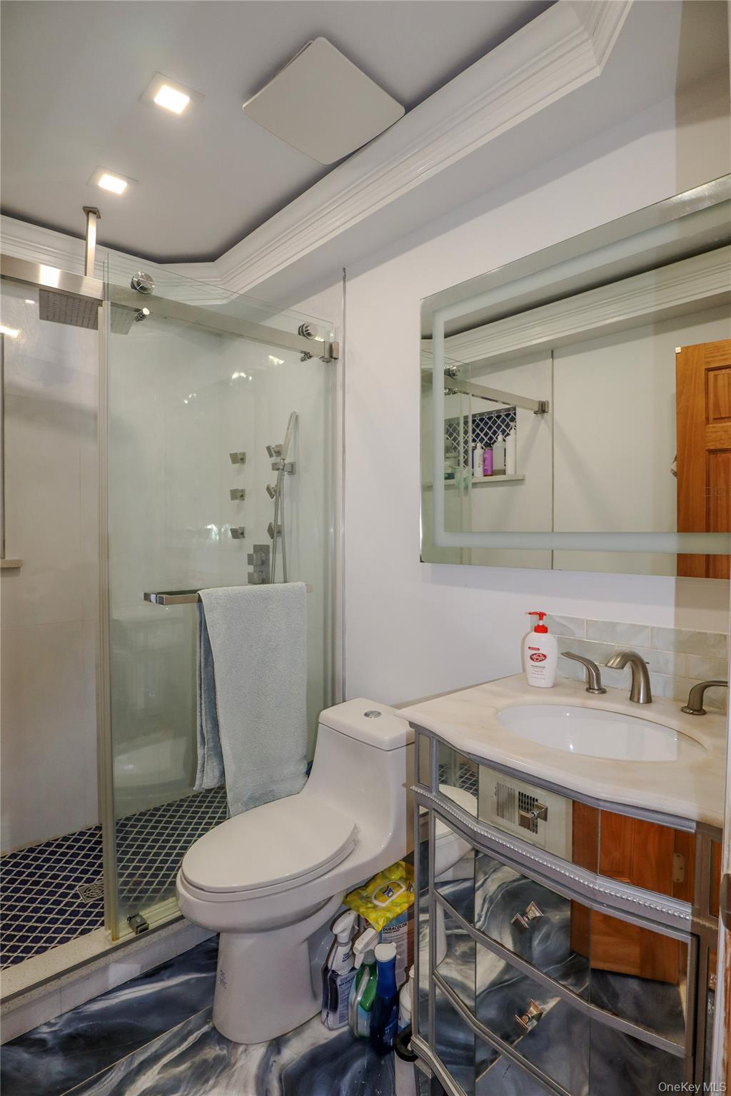 #10 photo, 110-17 175th Street, Saint Albans , NY 11433