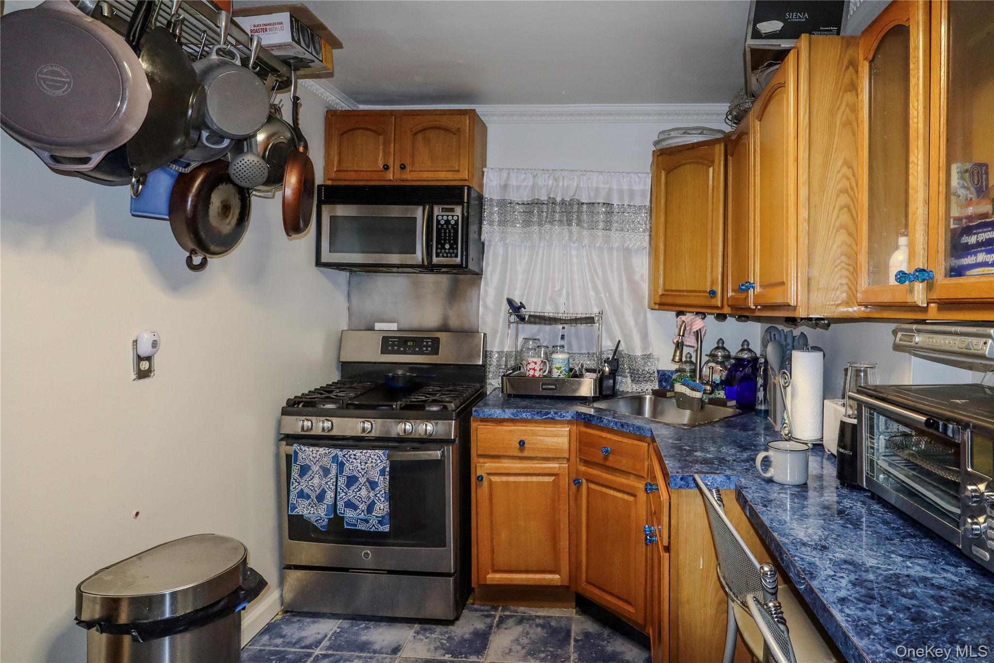 #9 photo, 110-17 175th Street, Saint Albans , NY 11433