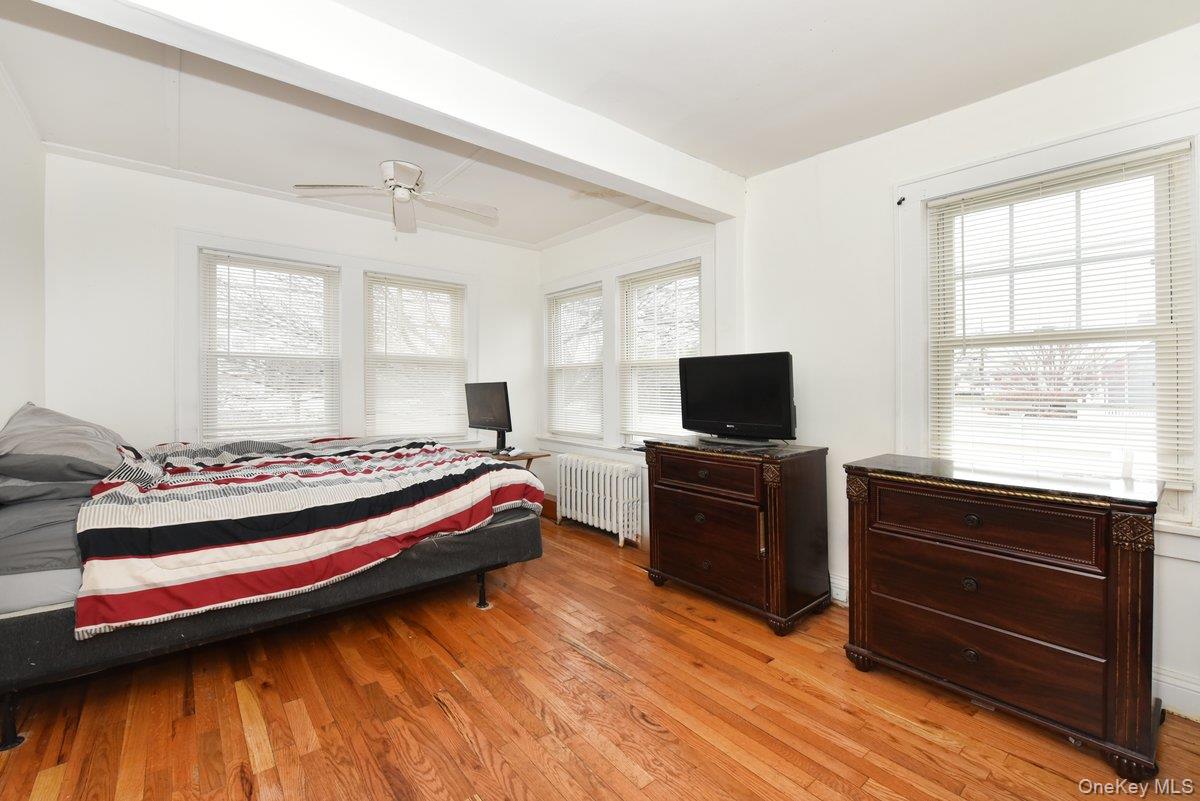 #16 photo, 116 15th Avenue, מחוז סאפוק West Babylon , NY 11704