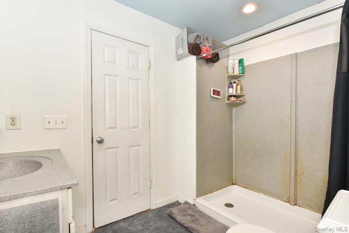 #19 photo, 116 15th Avenue, מחוז סאפוק West Babylon , NY 11704