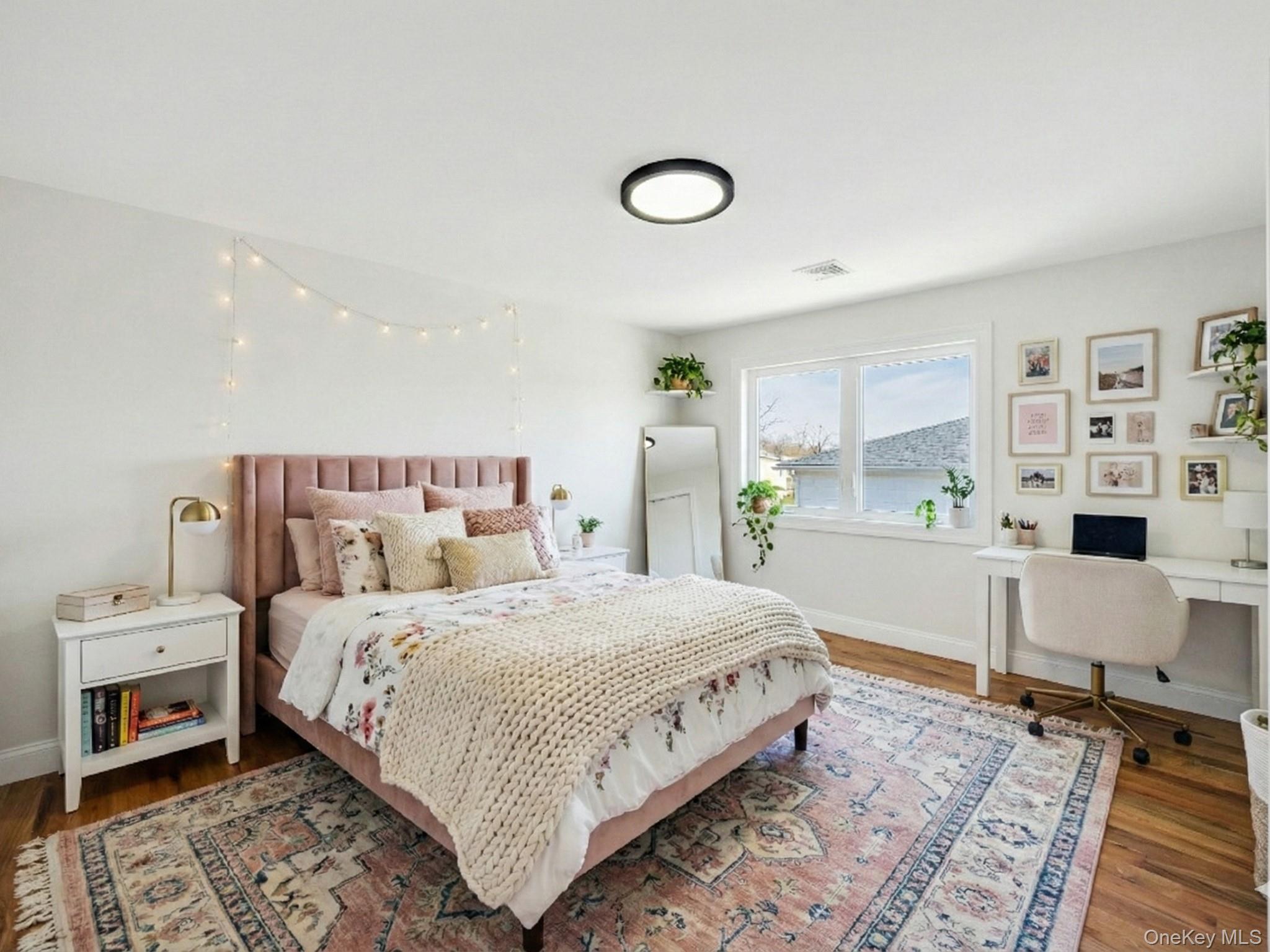 #15 photo, 119 E Fulton Avenue, Нассау ‖ Roosevelt , NY 11575