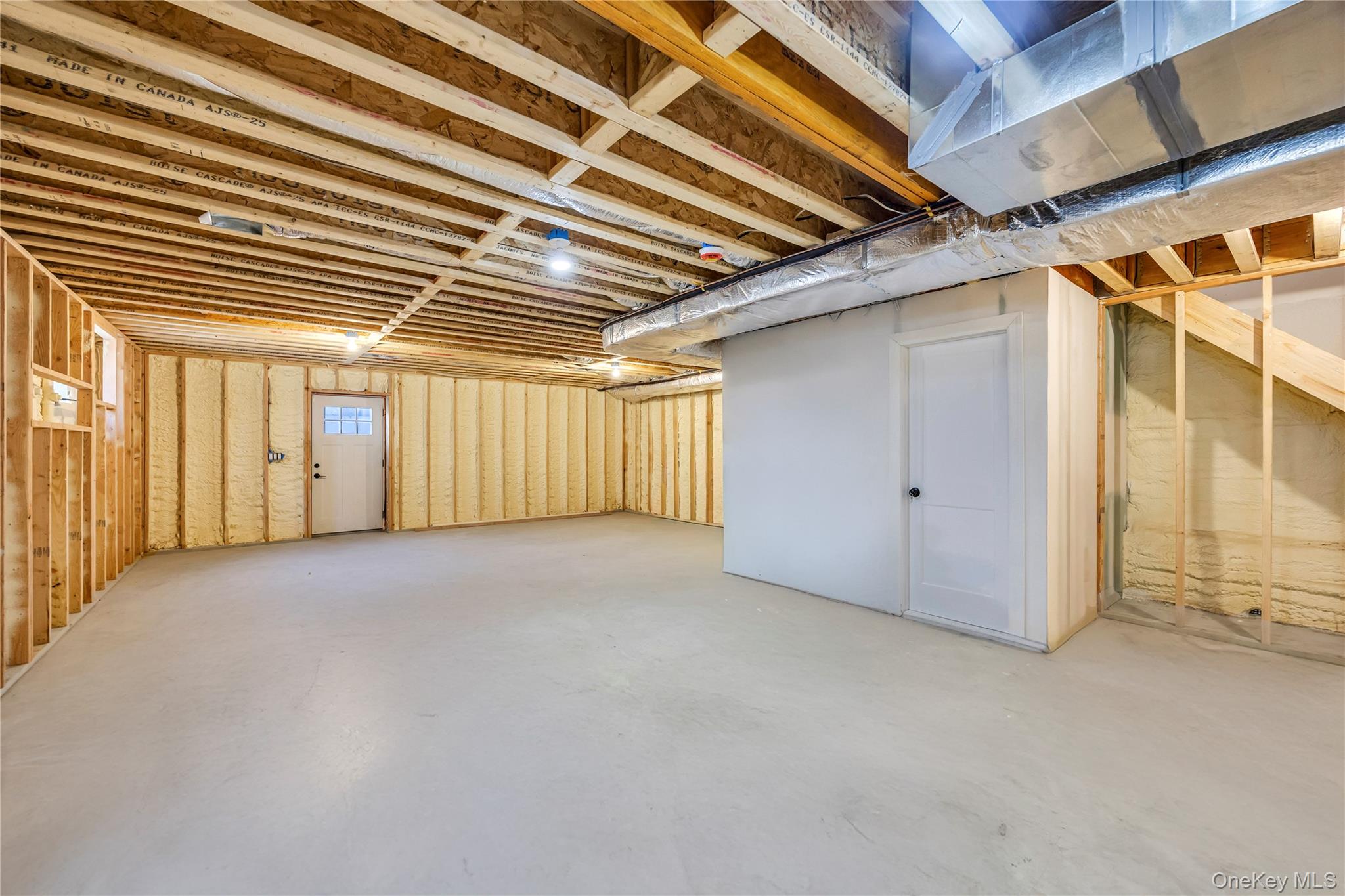 #19 photo, 119 E Fulton Avenue, Нассау ‖ Roosevelt , NY 11575