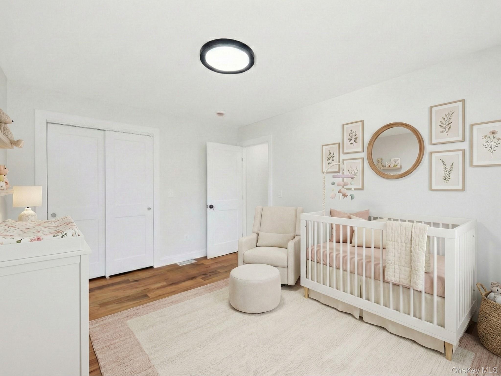 #9 photo, 119 E Fulton Avenue, Нассау ‖ Roosevelt , NY 11575