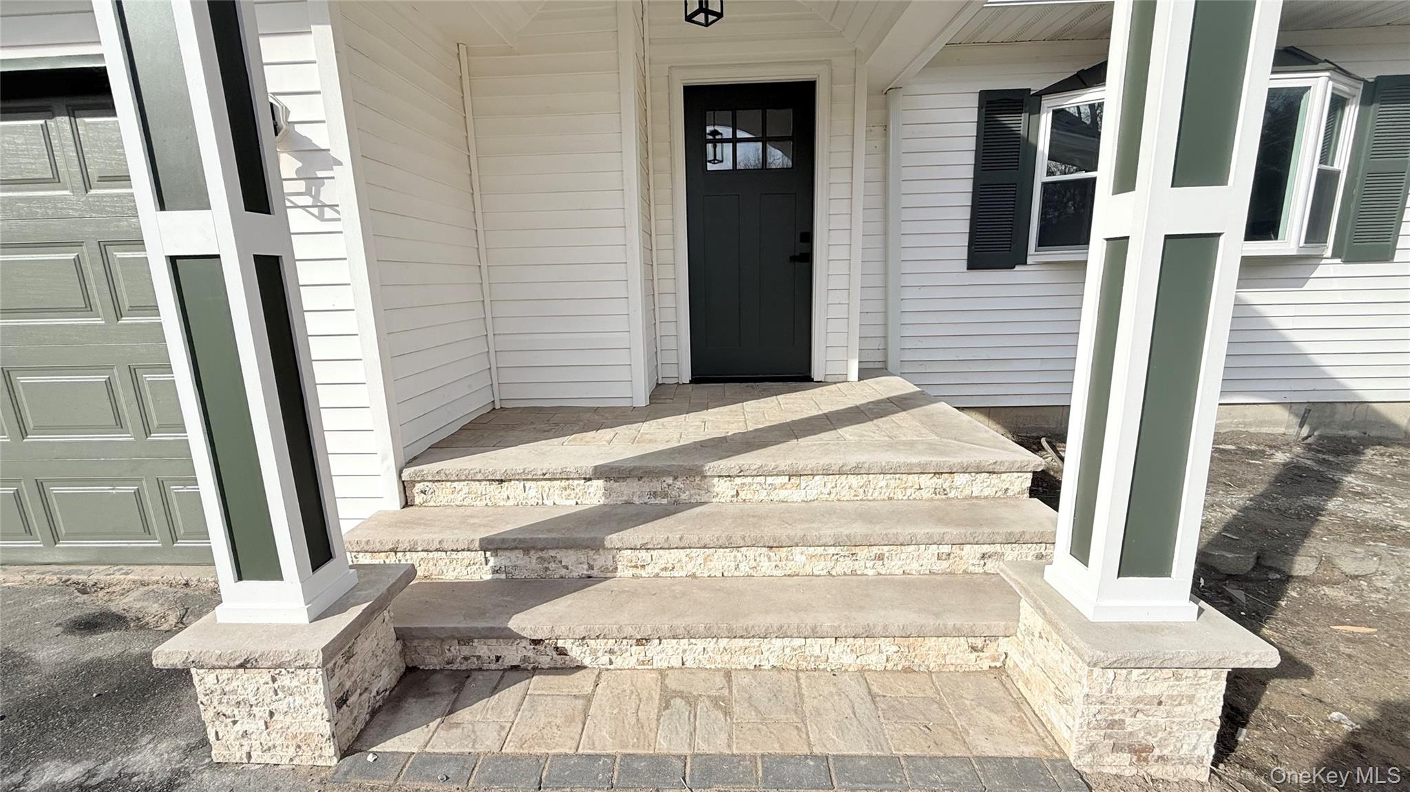 #1 photo, 94 Sally Lane, 롱 아일랜드 Brookhaven , NY 11961