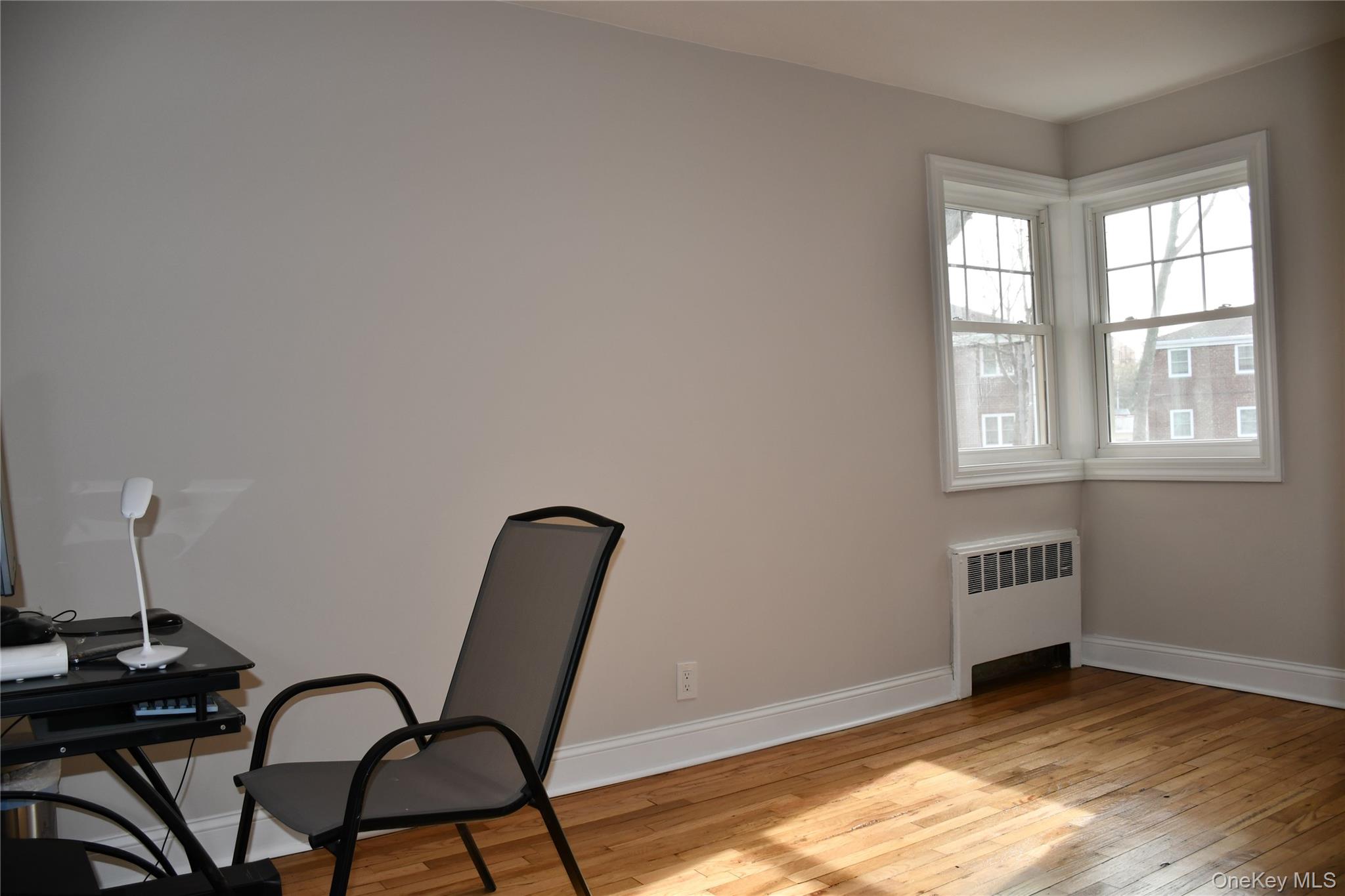 #20 photo, 224-38 Kingsbury Ave, Bayside , NY 11364