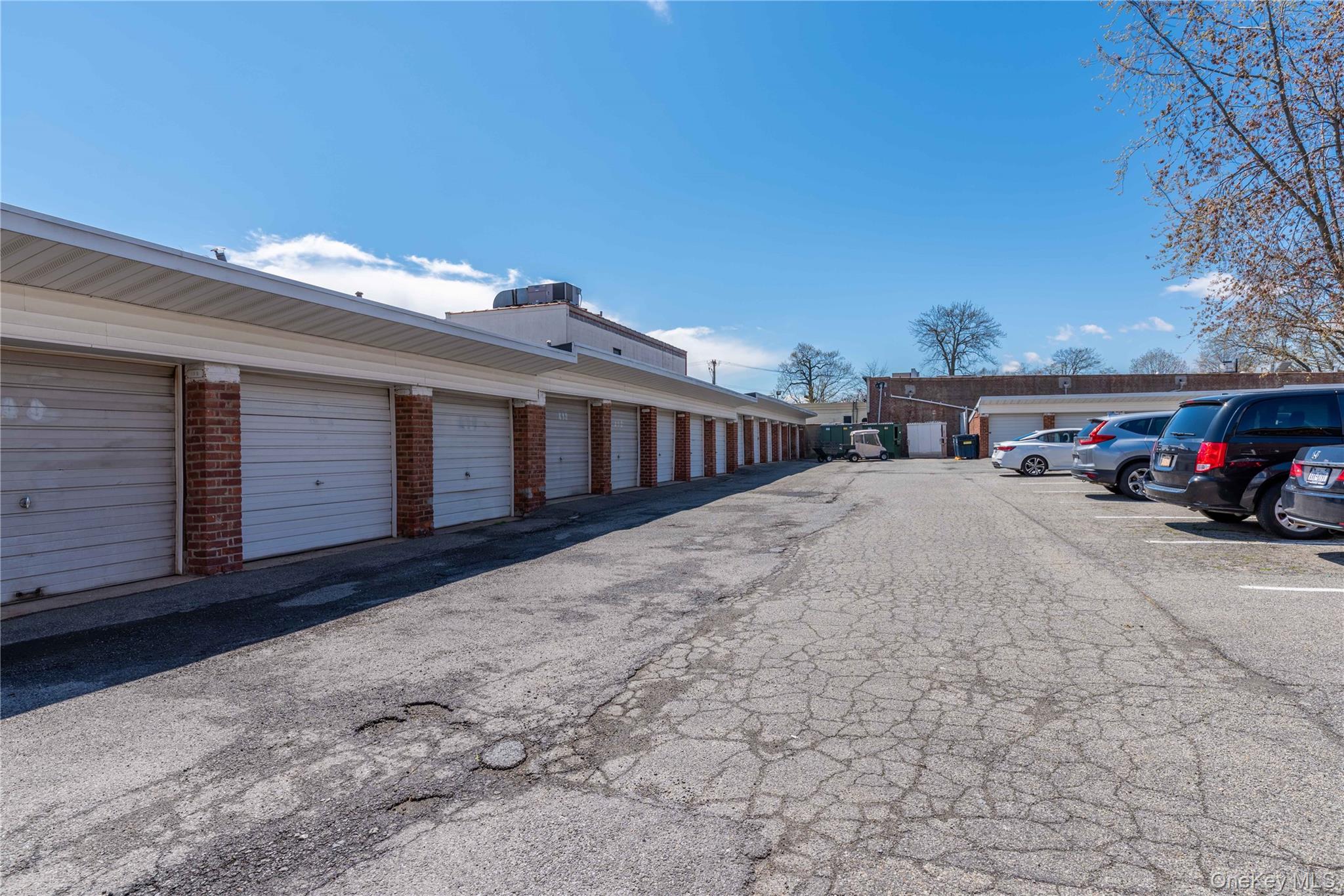 #3 photo, 224-38 Kingsbury Ave, קווינס Bayside , NY 11364