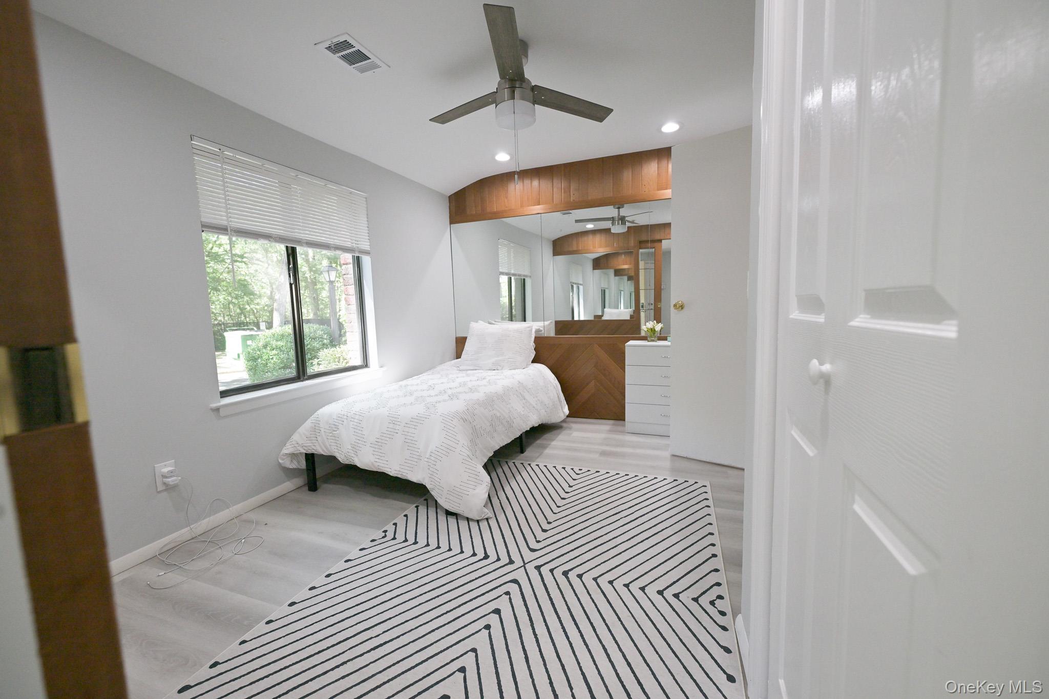 #9 photo, 128 Sagamore Hills Drive, Саффолк ‖ Port Jefferson Station , NY 11776