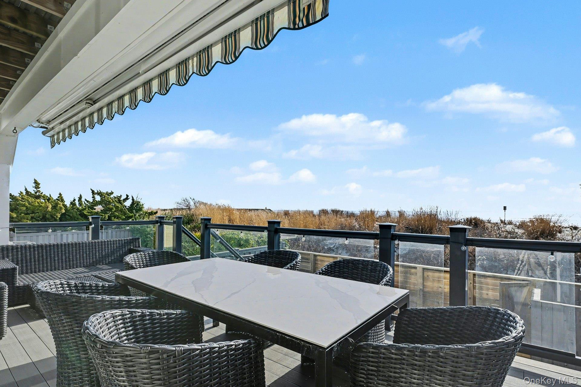 #12 photo, 923 Oceanfront, מחוז נסאו Long Beach , NY 11561