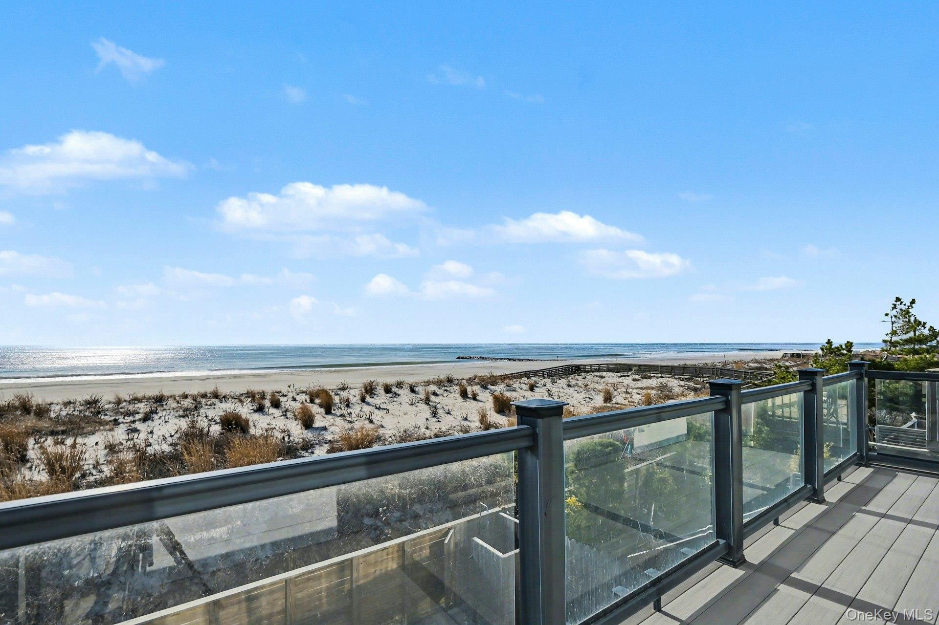 #18 photo, 923 Oceanfront, מחוז נסאו Long Beach , NY 11561