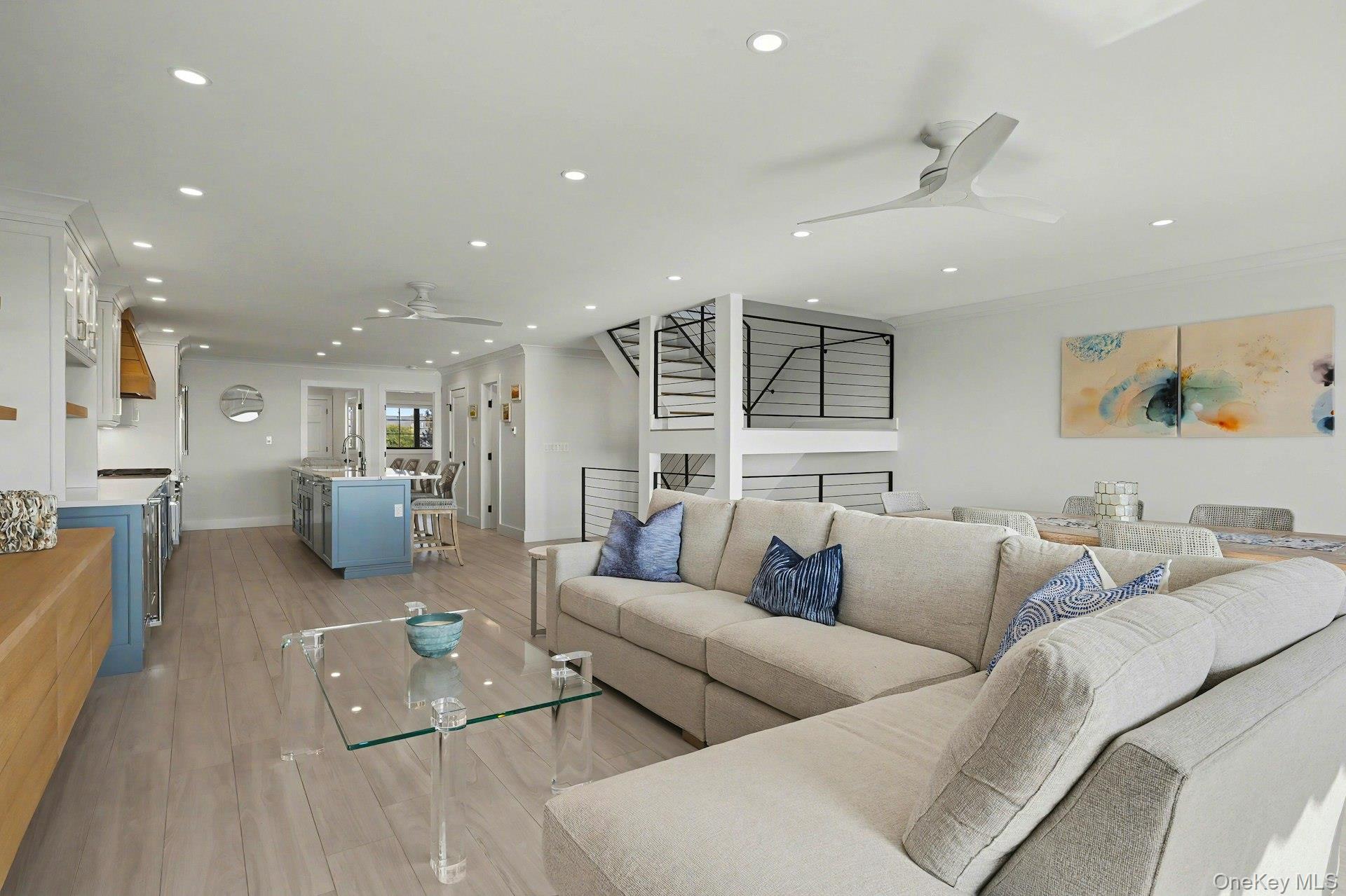 #7 photo, 923 Oceanfront, מחוז נסאו Long Beach , NY 11561