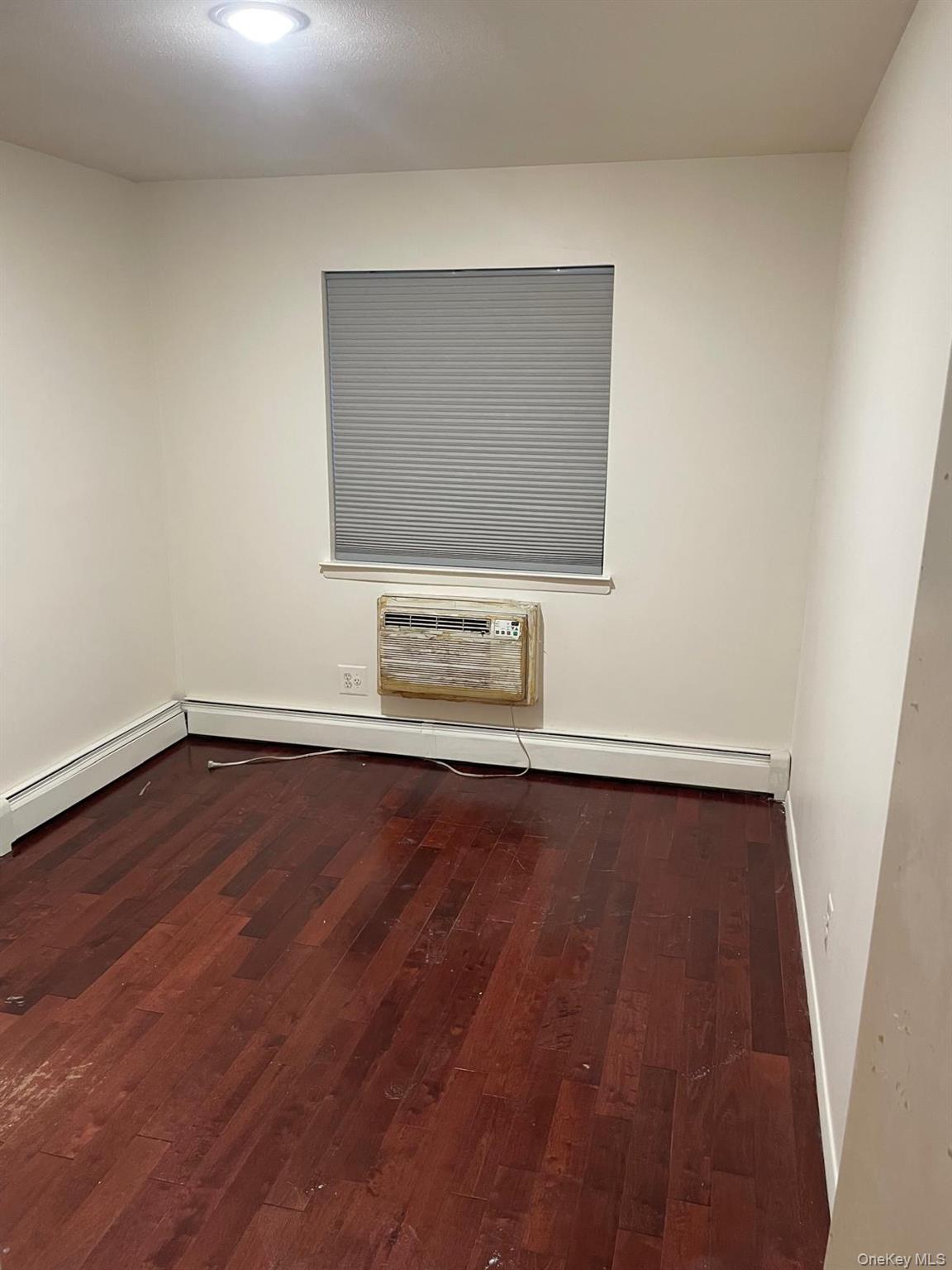 #12 photo, 7 Dune Court, Bronx , NY 10473