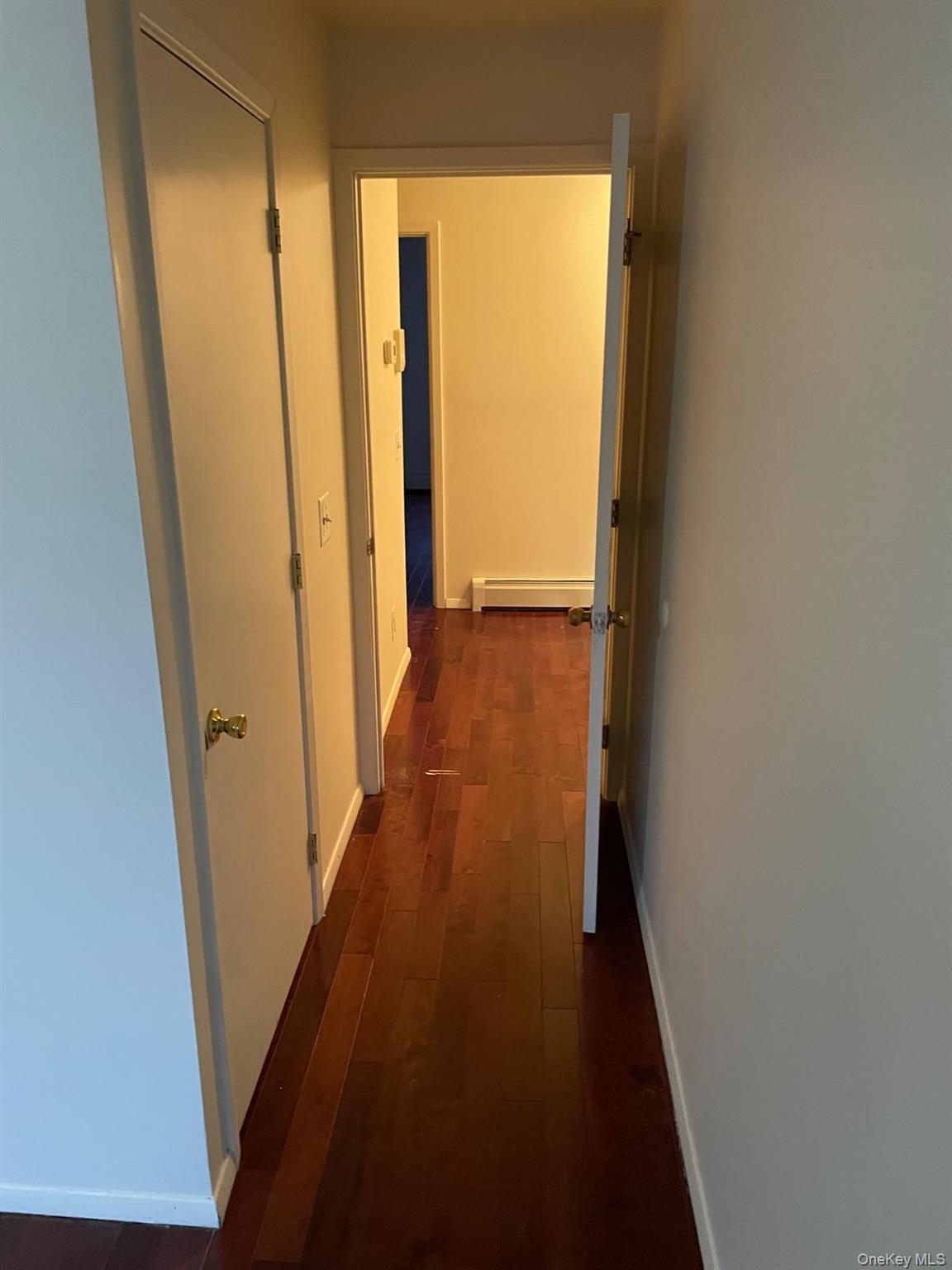 #6 photo, 7 Dune Court, Bronx , NY 10473