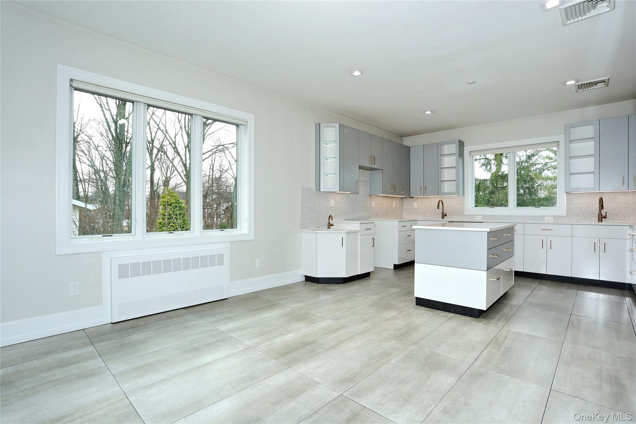 #13 photo, 8 Neil Road, Spring Valley , NY 10977