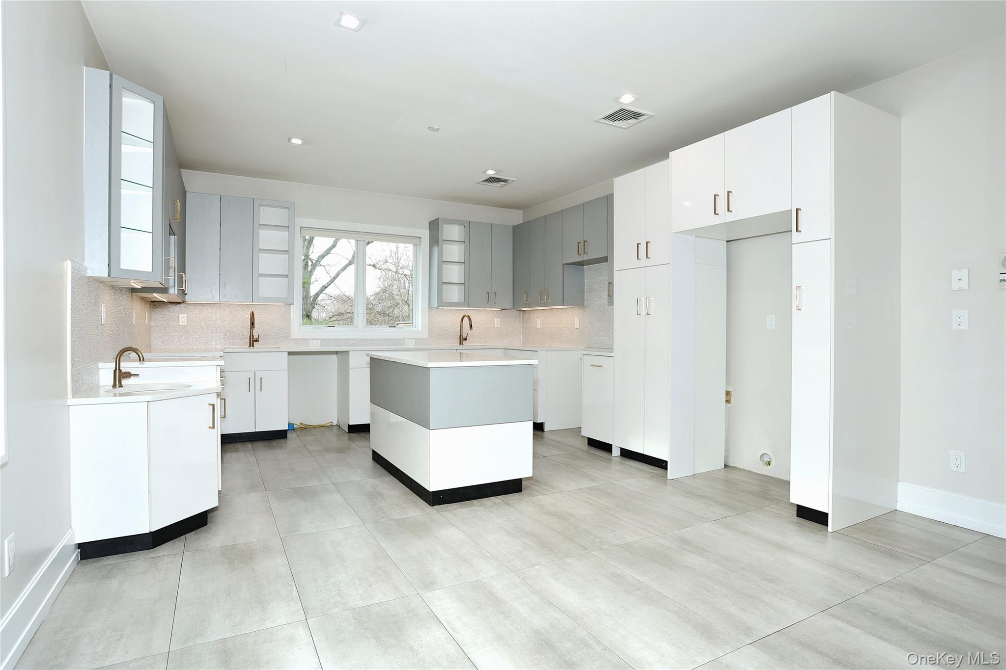 #14 photo, 8 Neil Road, Spring Valley , NY 10977