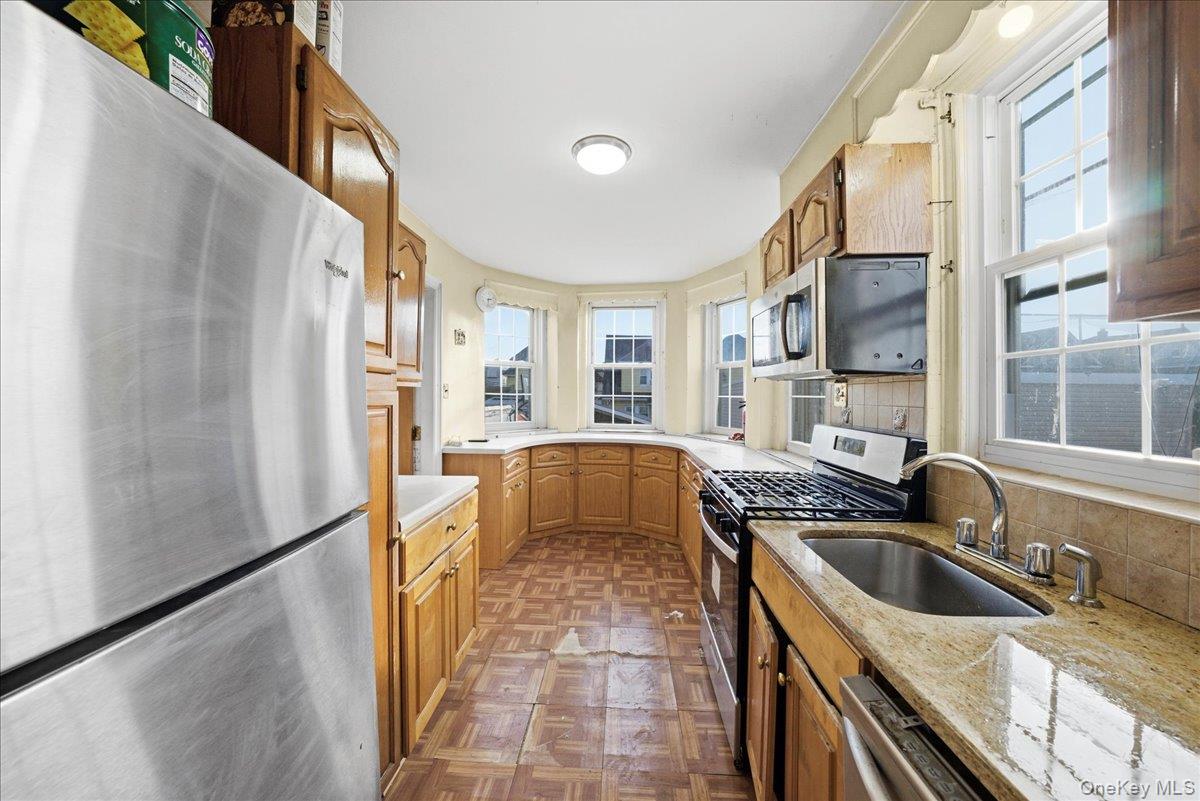 #4 photo, 139-72 86th Road, 뉴욕퀸즈 Jamaica , NY 11435