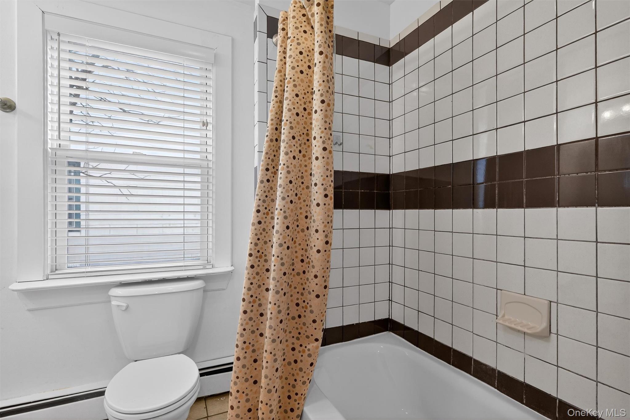 #16 photo, 35 East Avenue, 纽约州 Middletown , NY 10940