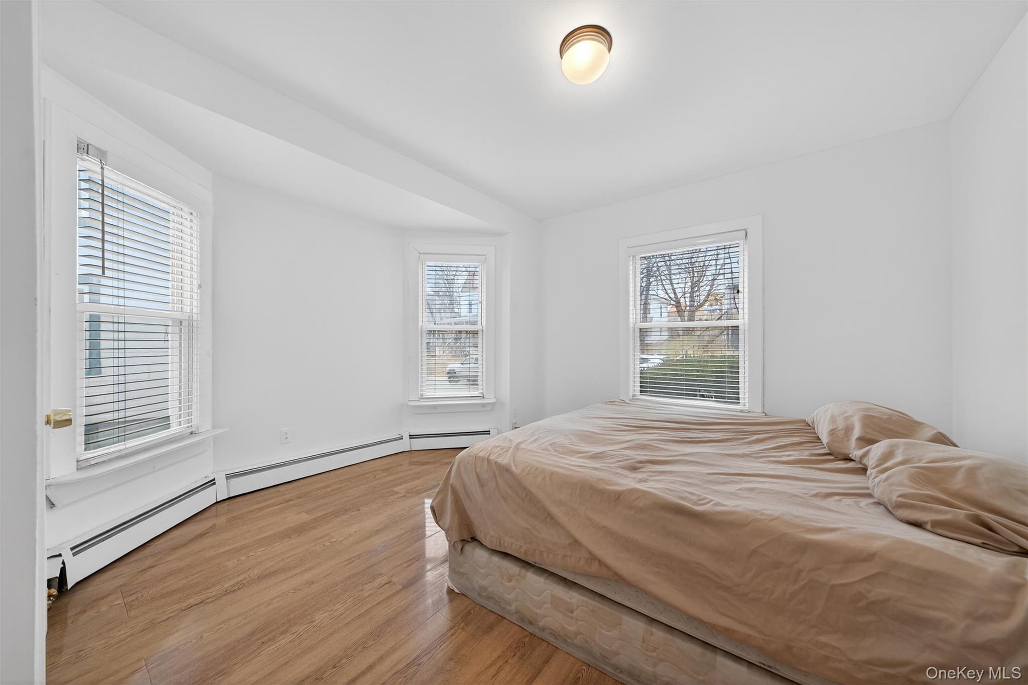 #20 photo, 35 East Avenue, 纽约州 Middletown , NY 10940