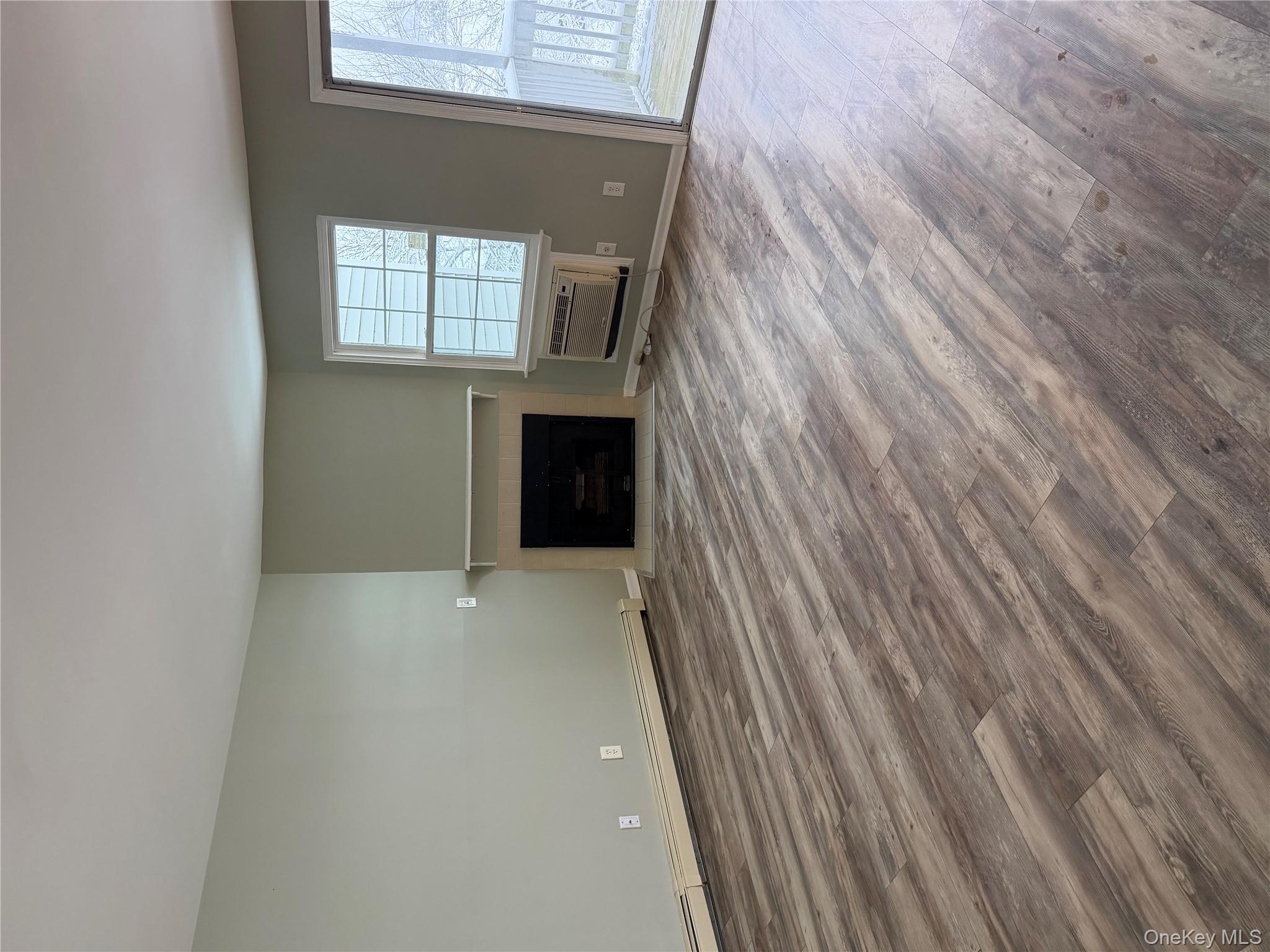 #3 photo, 22 Lexington Hill, Harriman , NY 10926