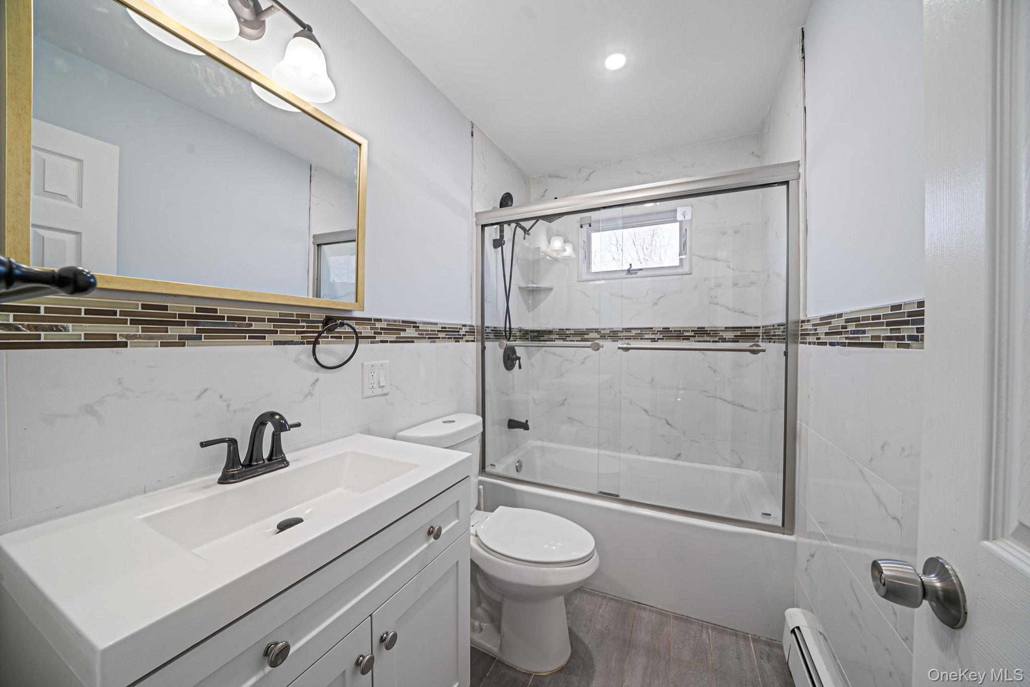 #12 photo, 204 Grove Street, Саффолк ‖ Port Jefferson Station , NY 11776