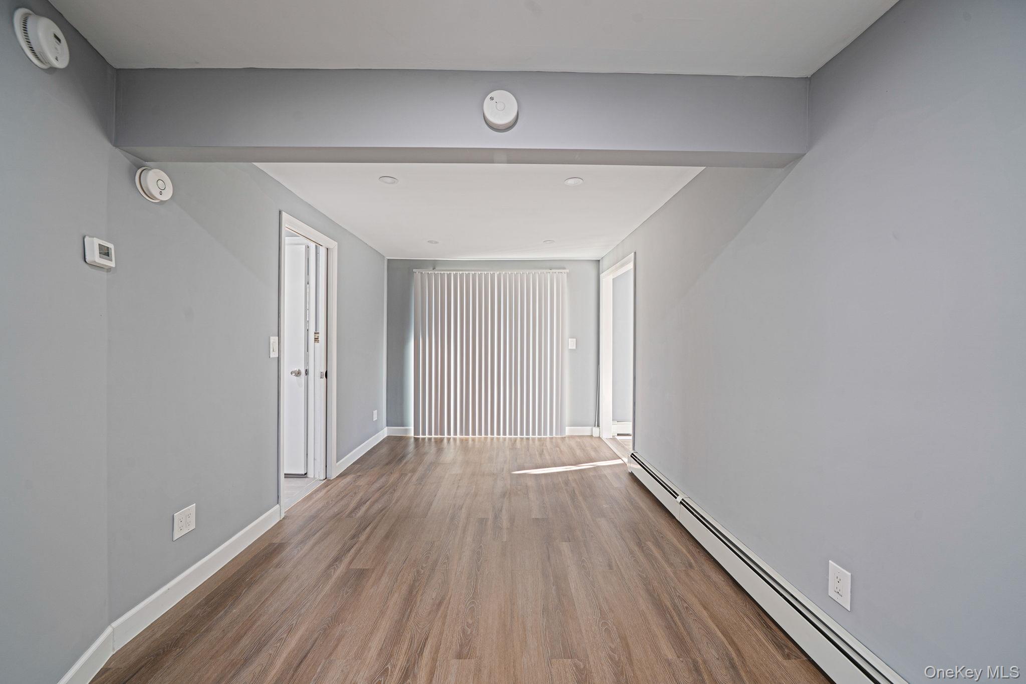 #17 photo, 204 Grove Street, Саффолк ‖ Port Jefferson Station , NY 11776