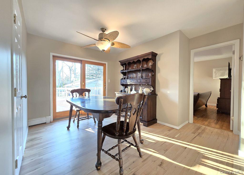 #5 photo, 21A Thorney Avenue, מחוז סאפוק Huntington Station , NY 11746