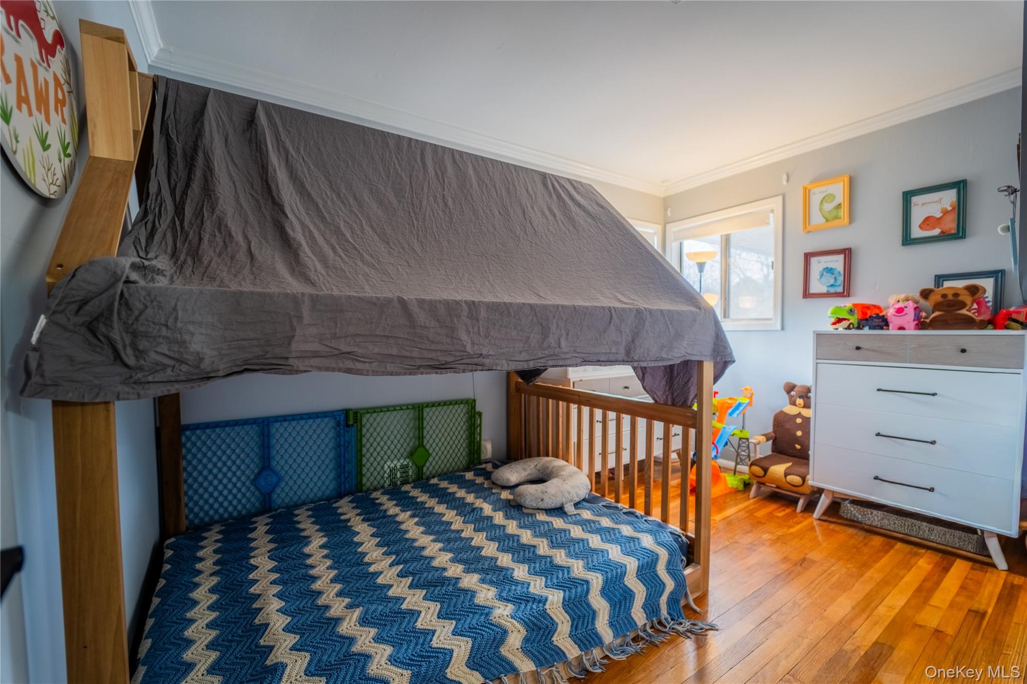 #11 photo, 6 Oxford Street, Islip , NY 11751