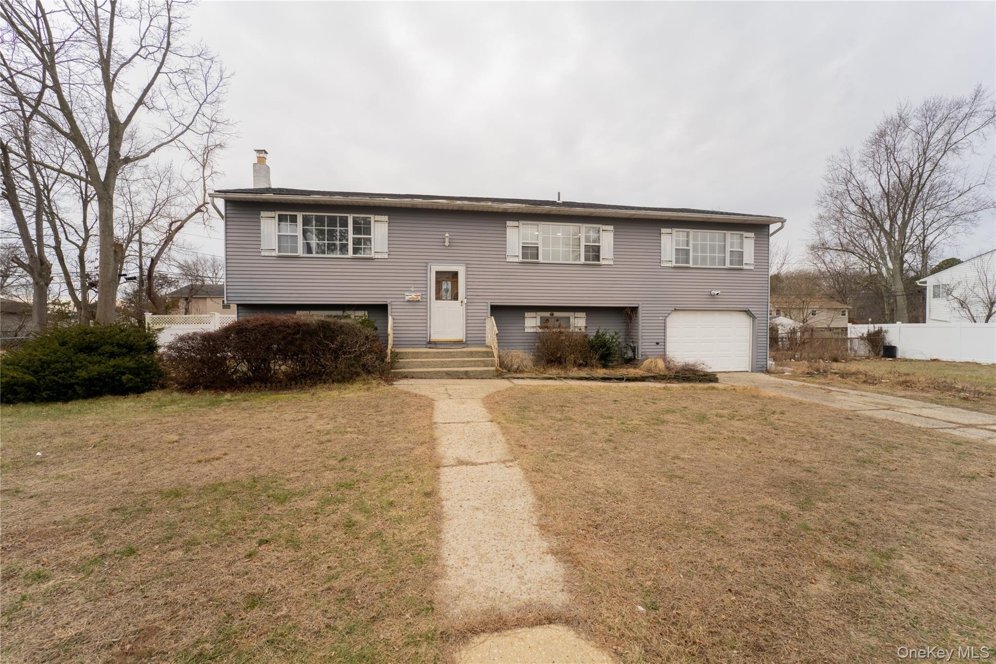 #2 photo, 6 Oxford Street, מחוז סאפוק Islip , NY 11751