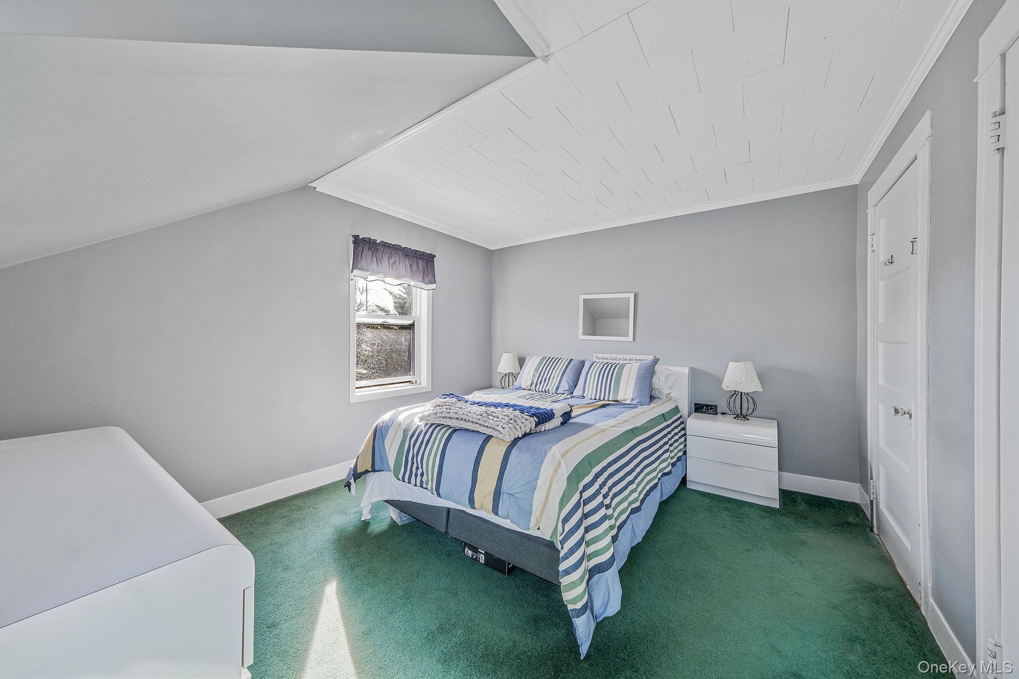 #12 photo, 183 West Avenue, מחוז סאפוק Patchogue , NY 11772