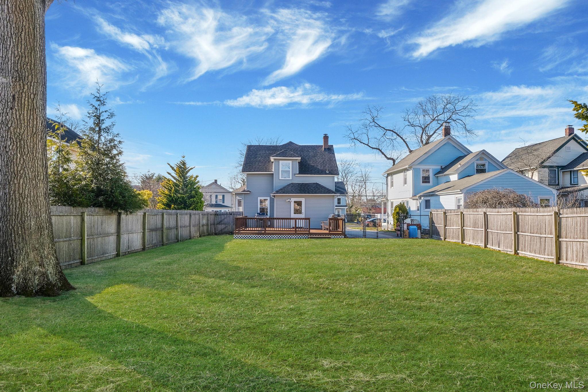 #15 photo, 183 West Avenue, מחוז סאפוק Patchogue , NY 11772