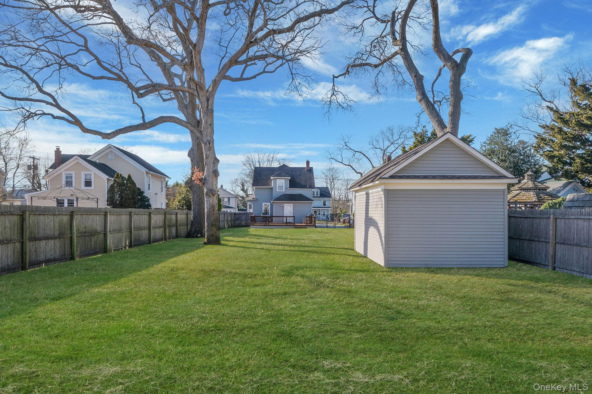 #17 photo, 183 West Avenue, מחוז סאפוק Patchogue , NY 11772