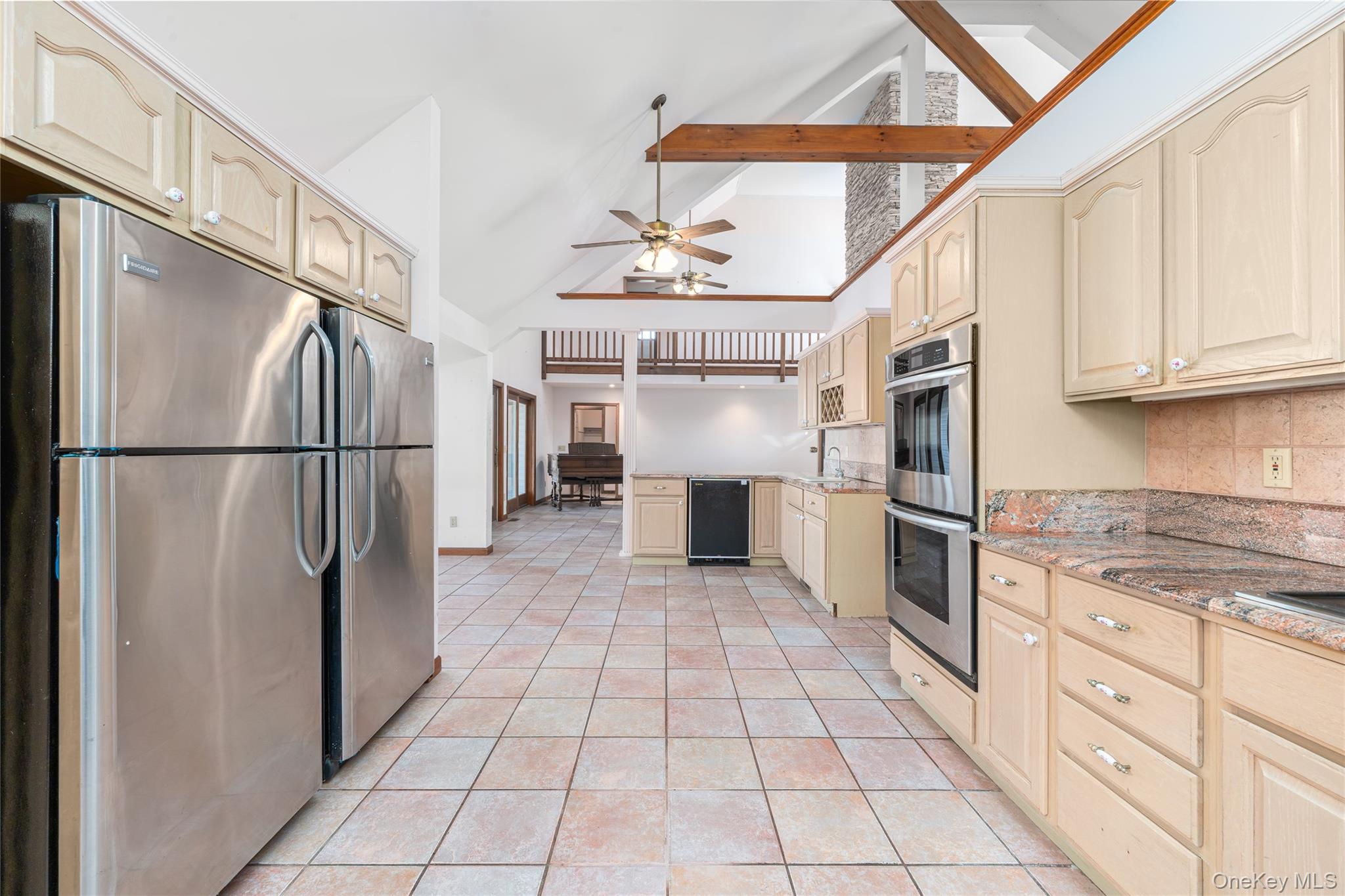 #12 photo, 3200 Sound Drive, Саффолк ‖ Greenport , NY 11944