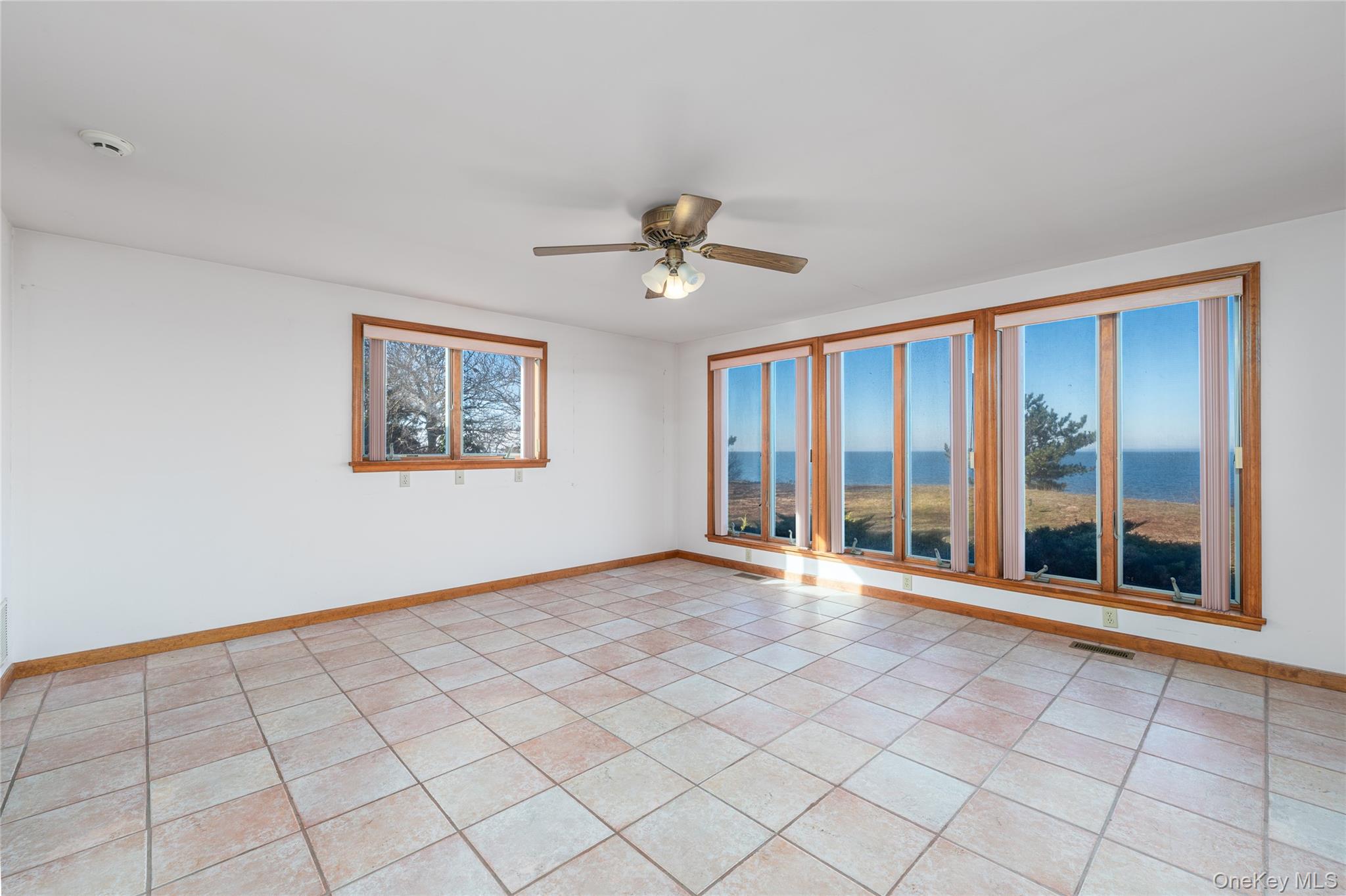 #17 photo, 3200 Sound Drive, Саффолк ‖ Greenport , NY 11944