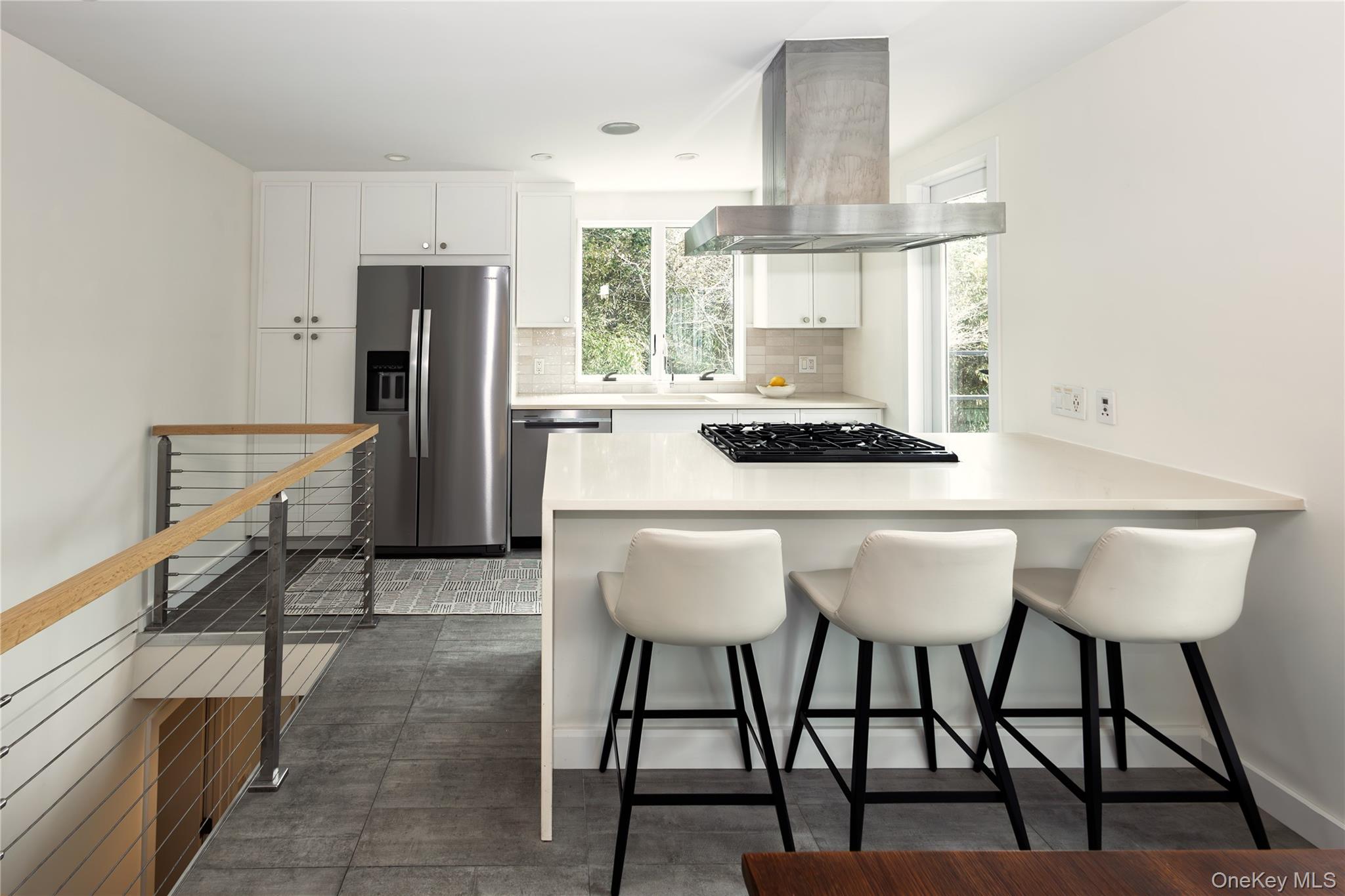 #7 photo, 279 Bay Walk, Саффолк ‖ Fire Island Pines , NY 11782